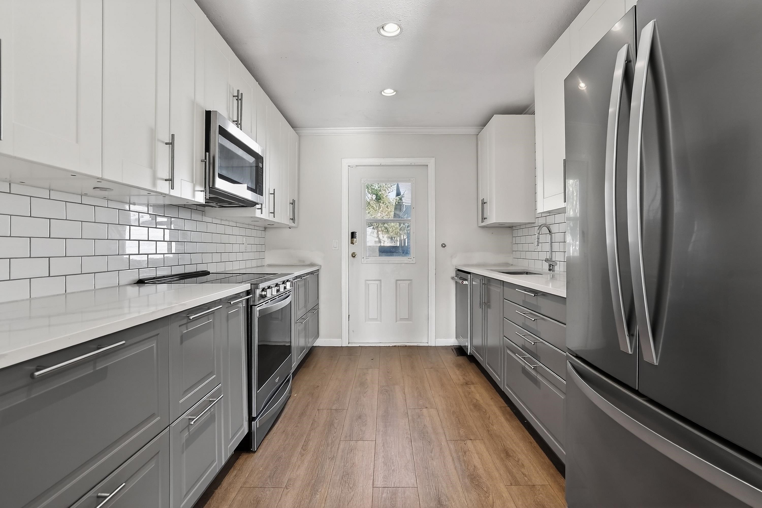 19529 60A Avenue, Surrey, BC