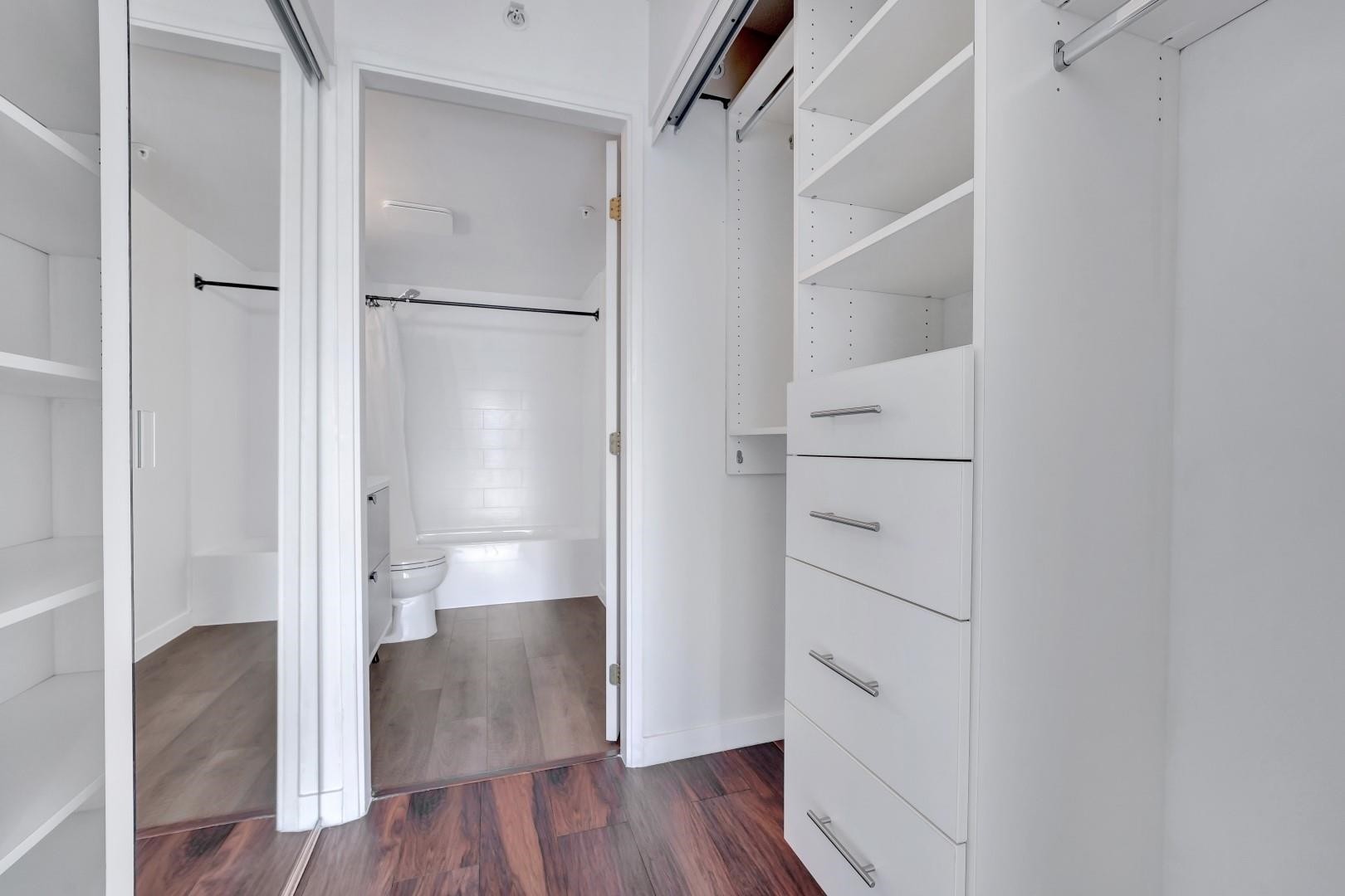 803-9830 Whalley Boulevard, Surrey, BC