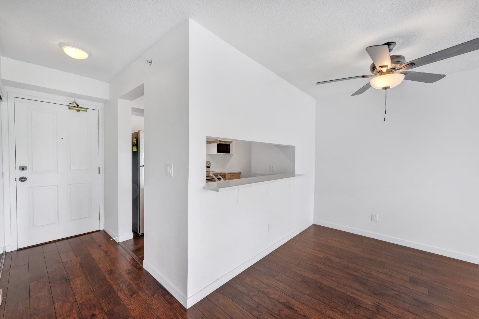 803-9830 Whalley Boulevard, Surrey, BC