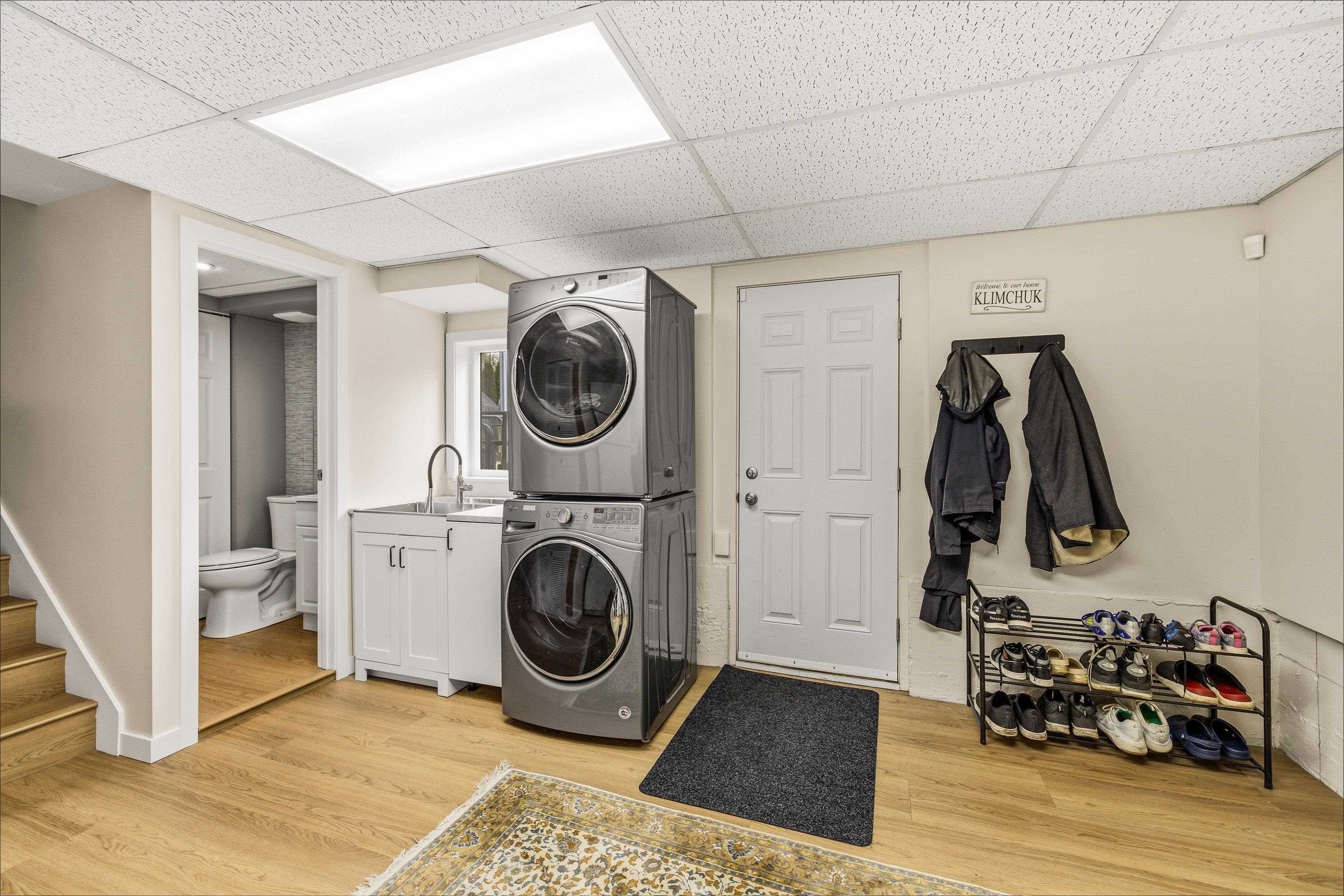 11516 97 Avenue, Surrey, BC