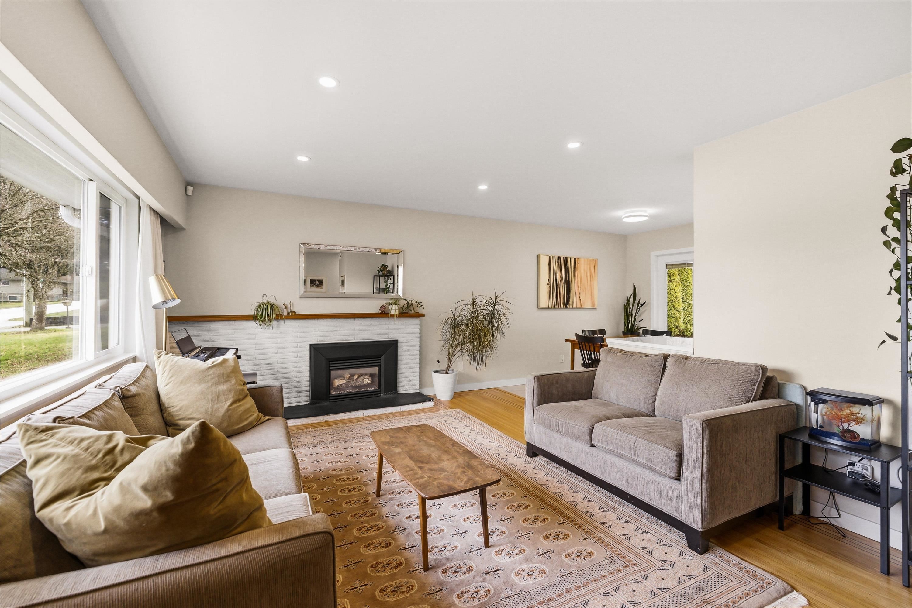 11516 97 Avenue, Surrey, BC