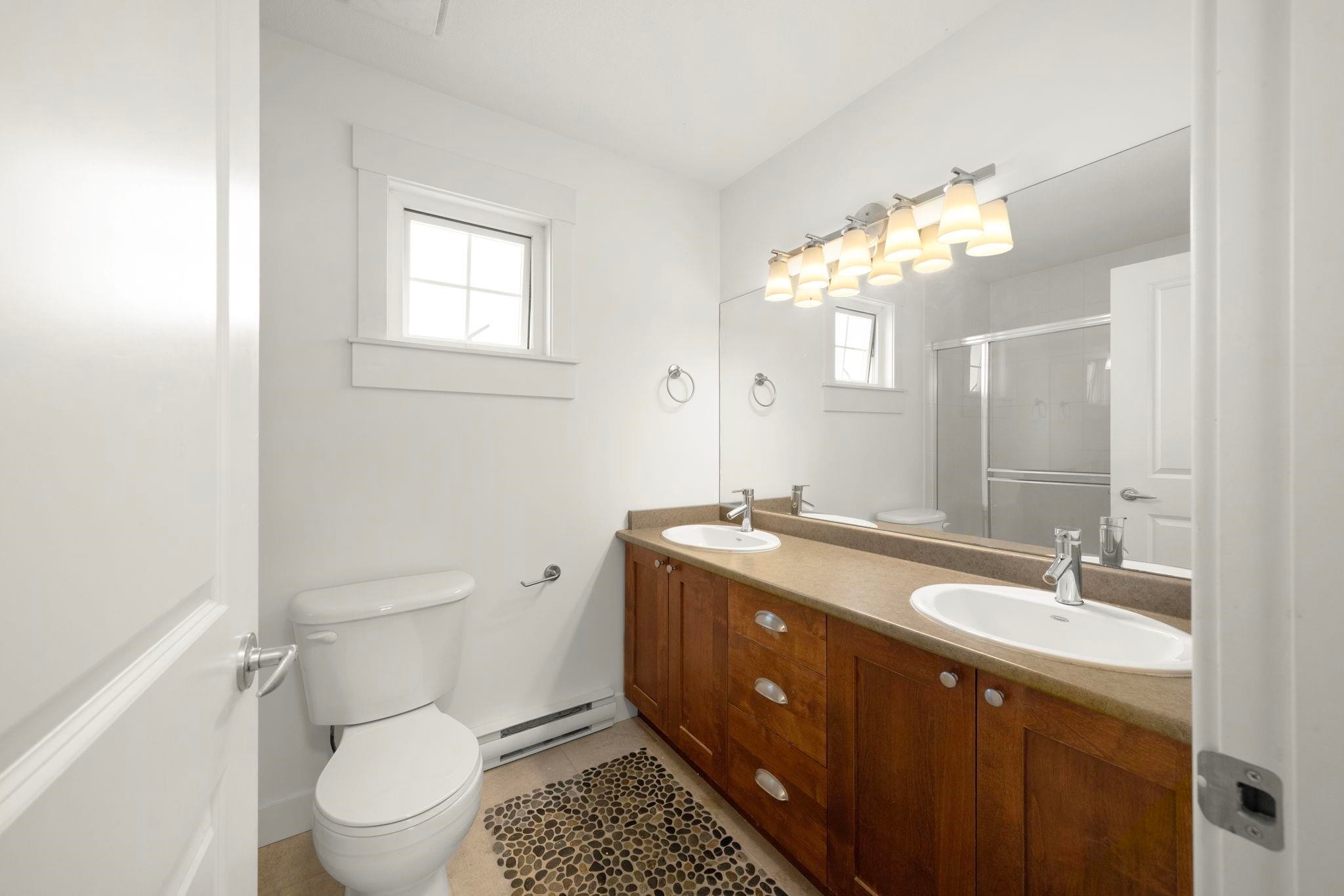 13-15237 36 Avenue, Surrey, BC