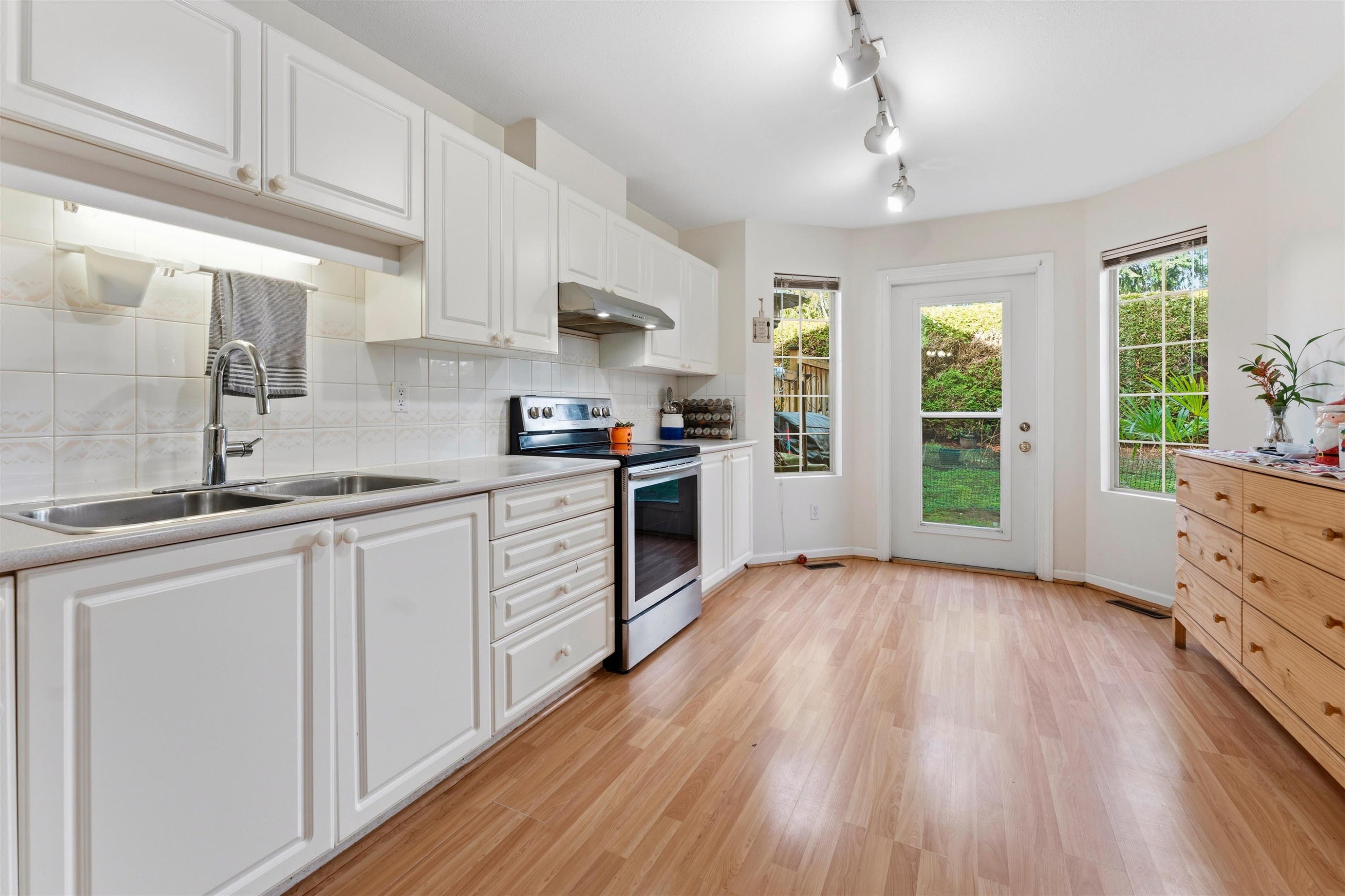 51-15840 84 Avenue, Surrey, BC