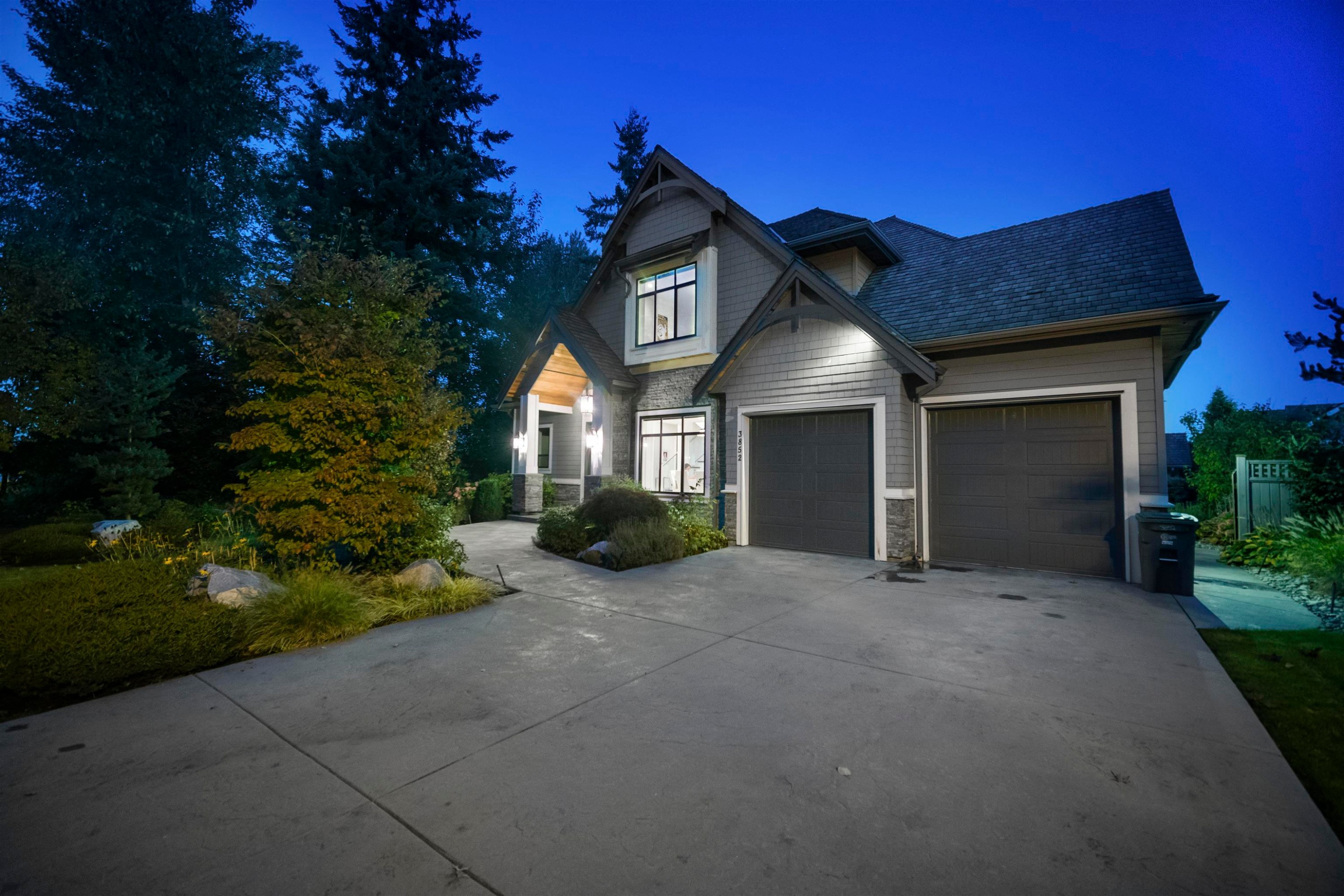 3852 156A Street, Surrey, BC