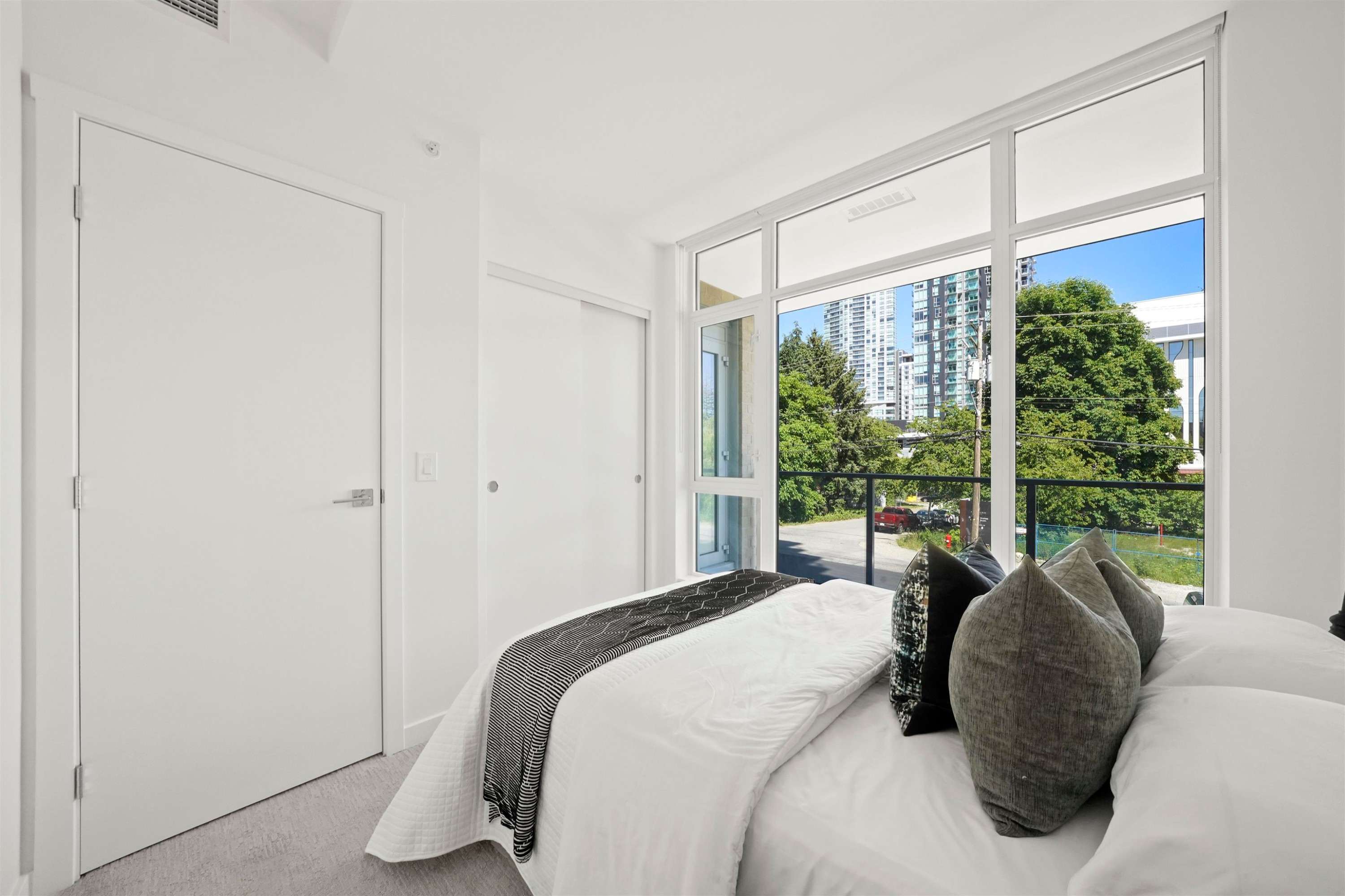 8-13350 Central Avenue, Surrey, BC