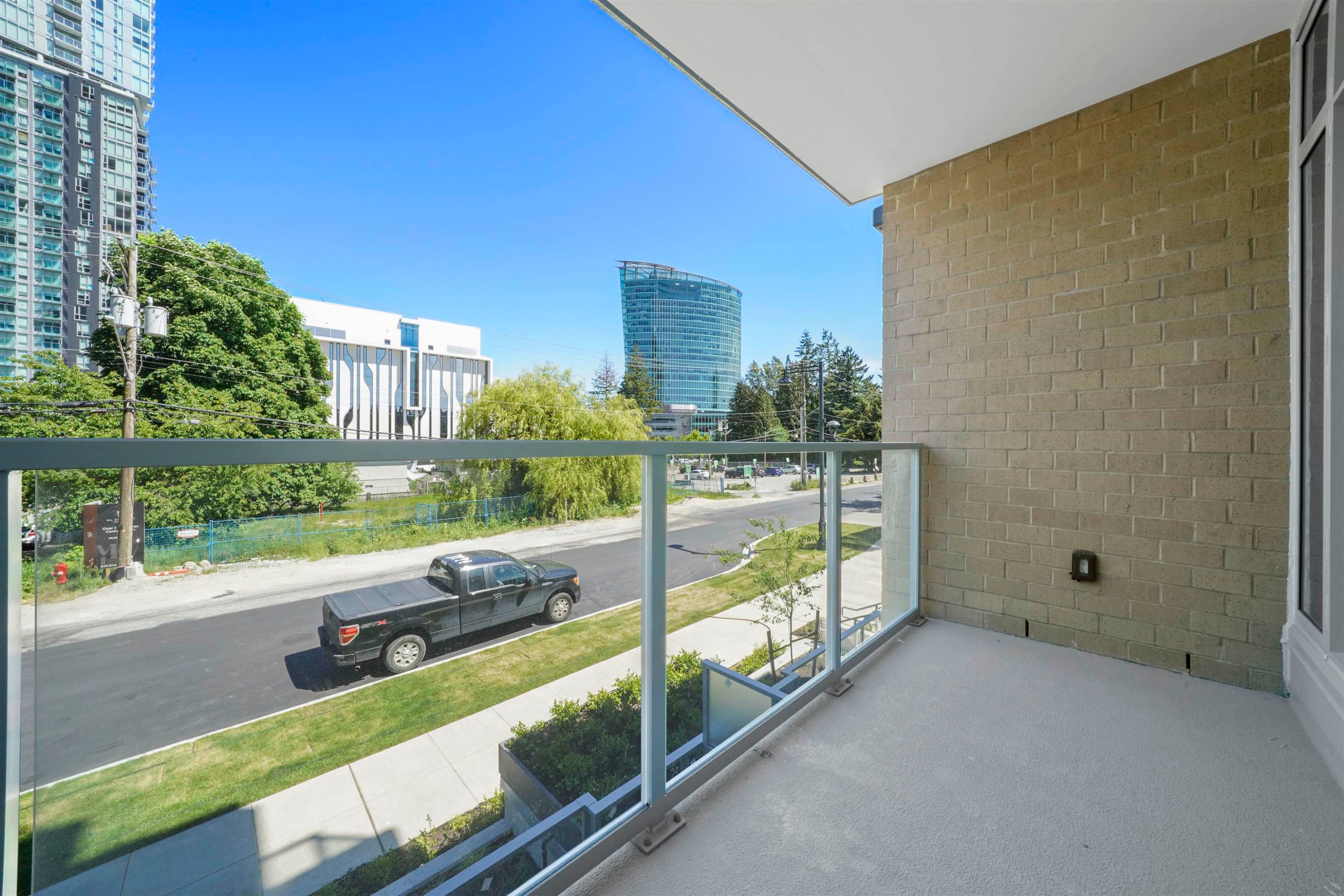 8-13350 Central Avenue, Surrey, BC