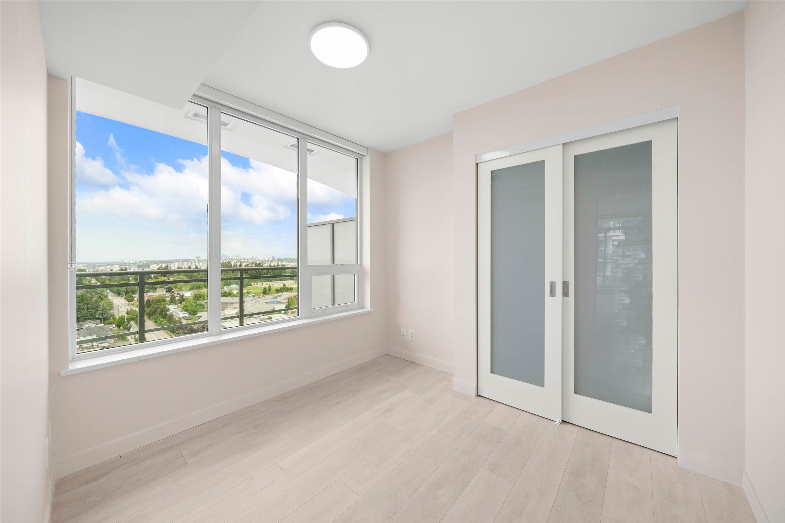 2108-13318 104 Avenue, Surrey, BC