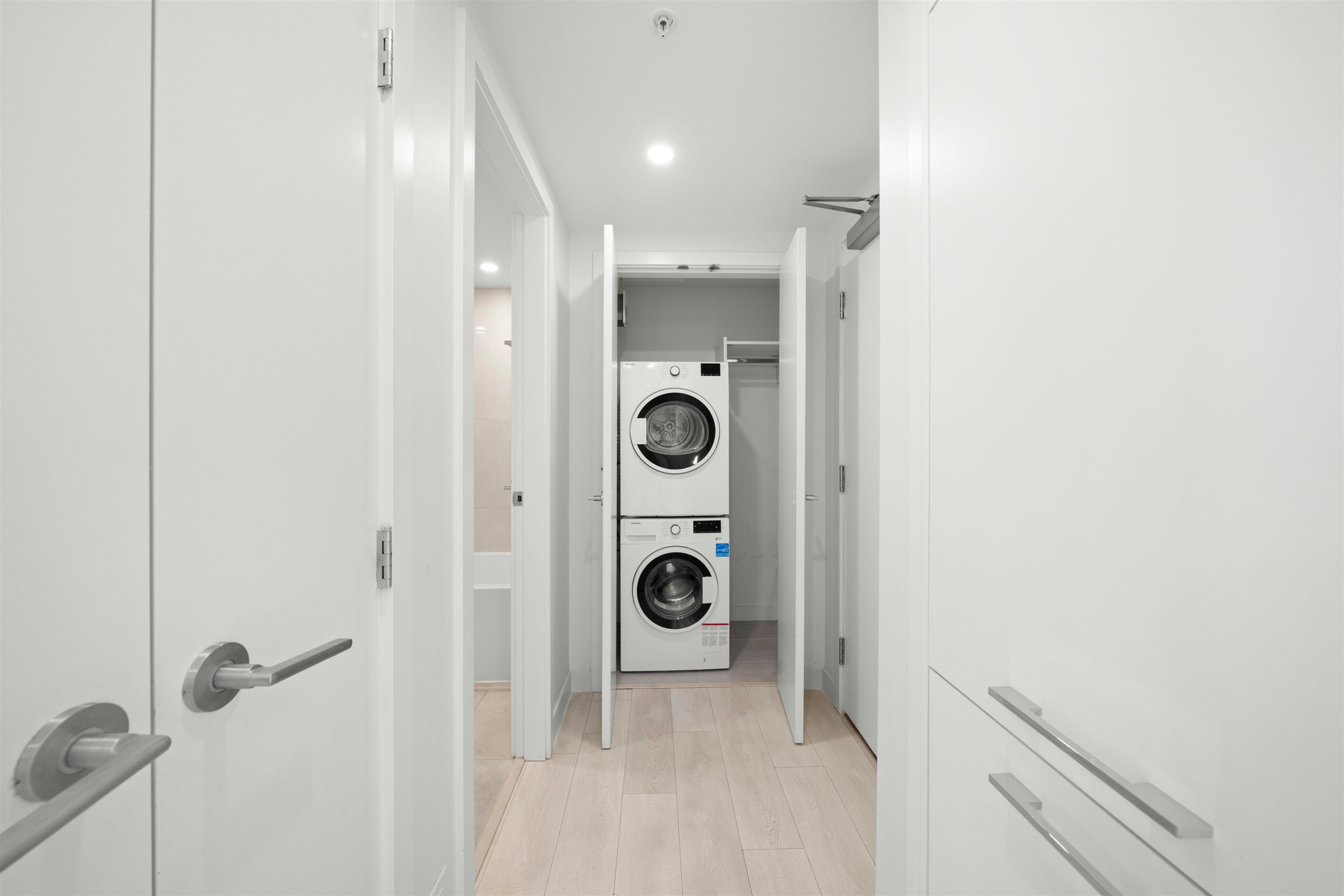 2108-13318 104 Avenue, Surrey, BC