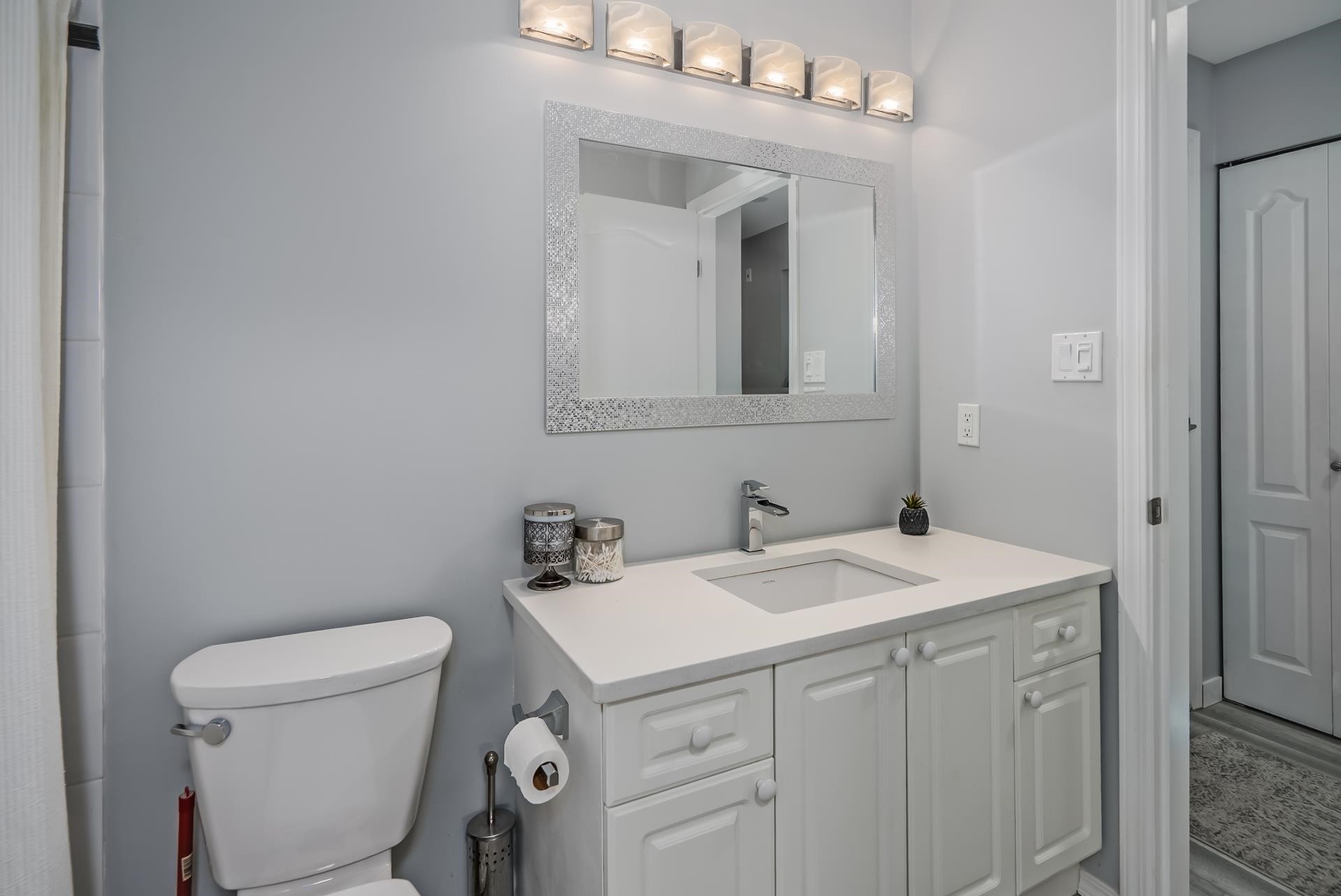 417-15210 Guildford Drive, Surrey, BC