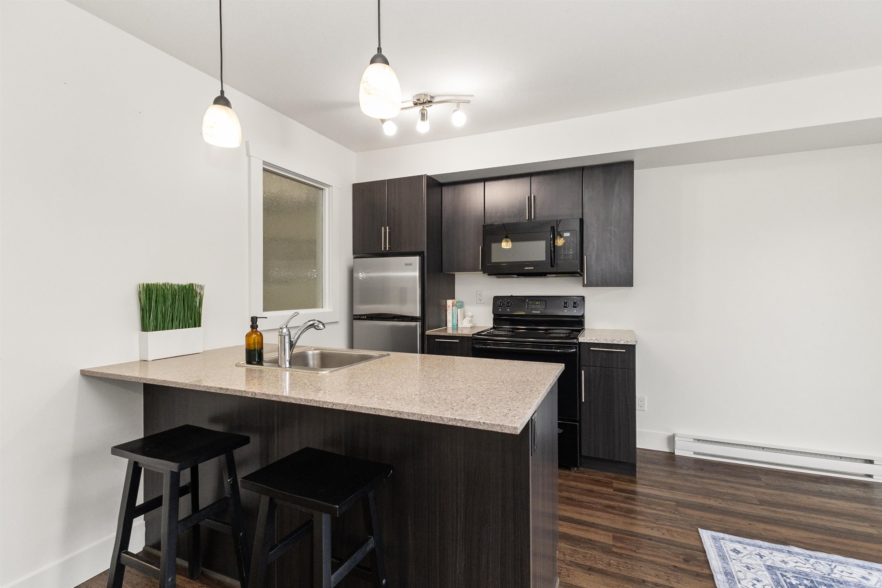 321-2565 Campbell Avenue, Abbotsford, BC