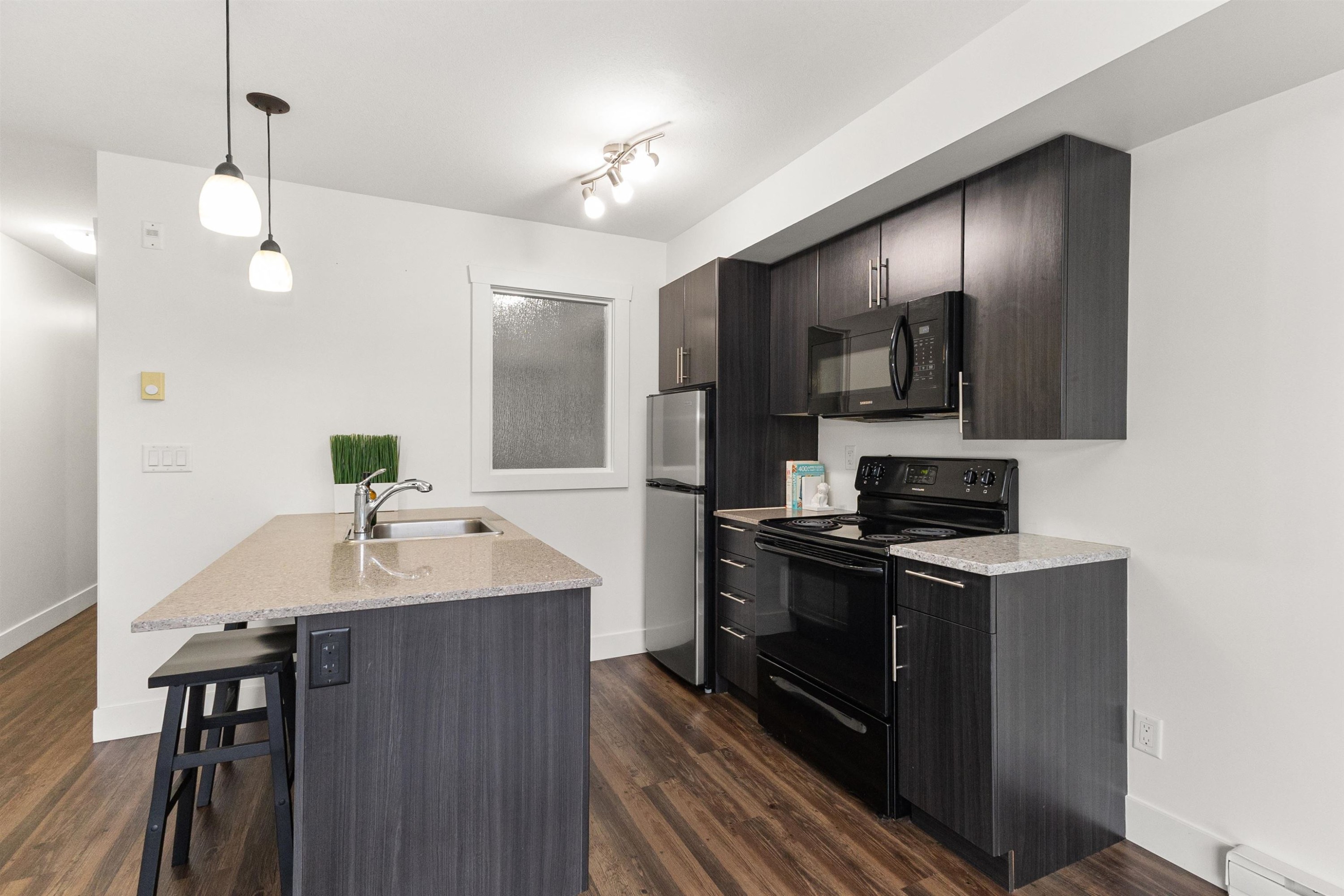 321-2565 Campbell Avenue, Abbotsford, BC