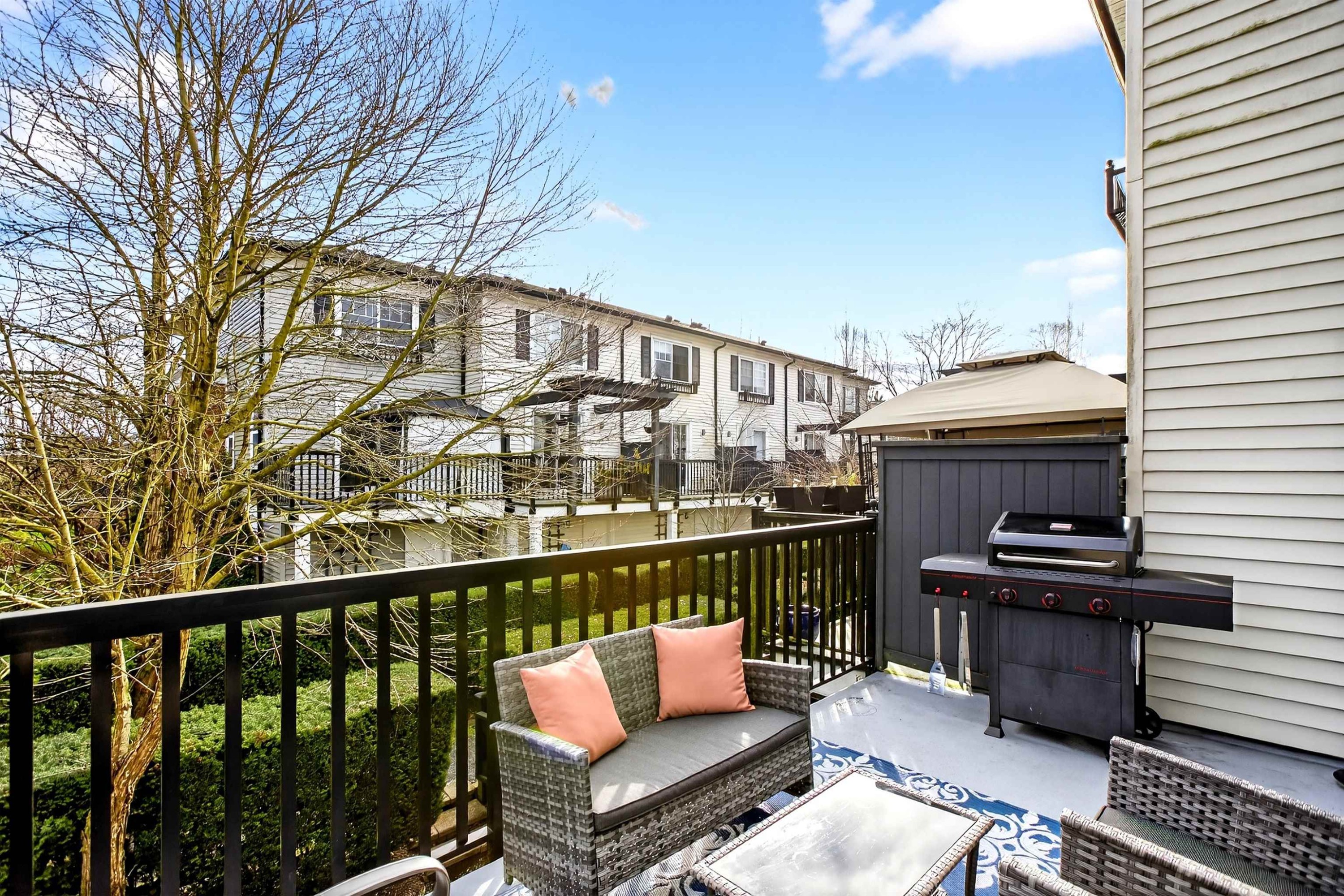 23-18983 72A Avenue, Surrey, BC