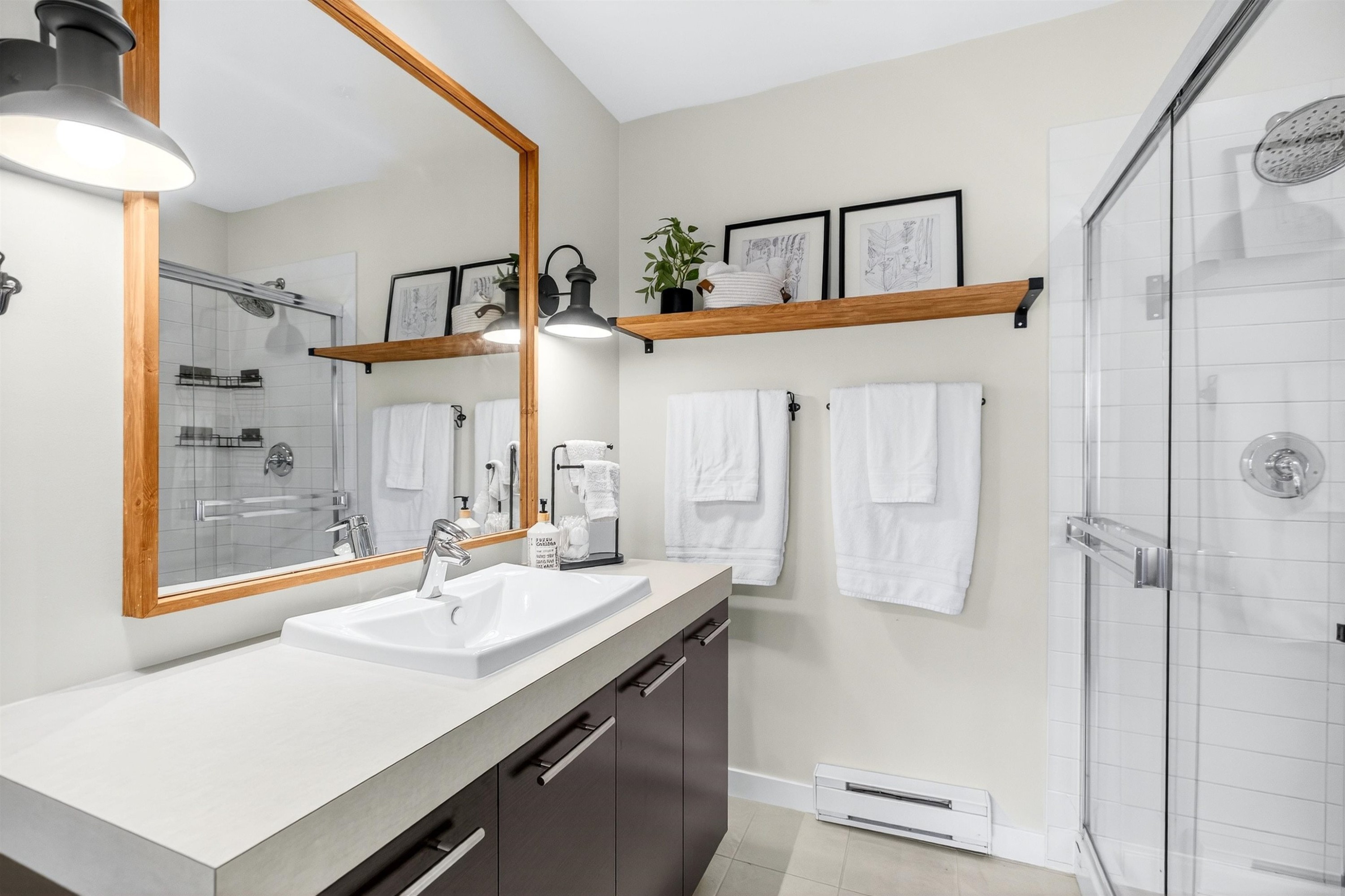 23-18983 72A Avenue, Surrey, BC