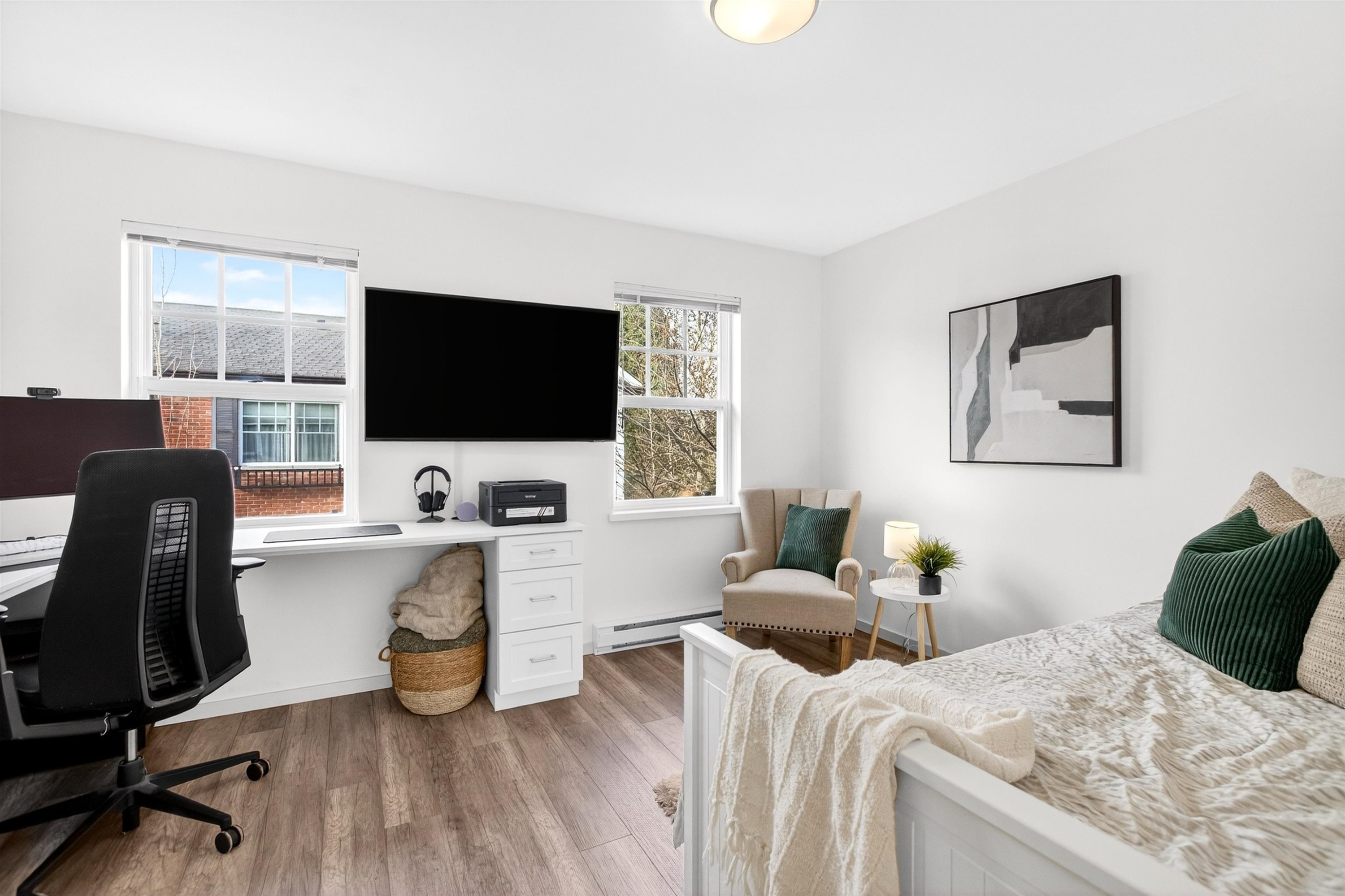 23-18983 72A Avenue, Surrey, BC