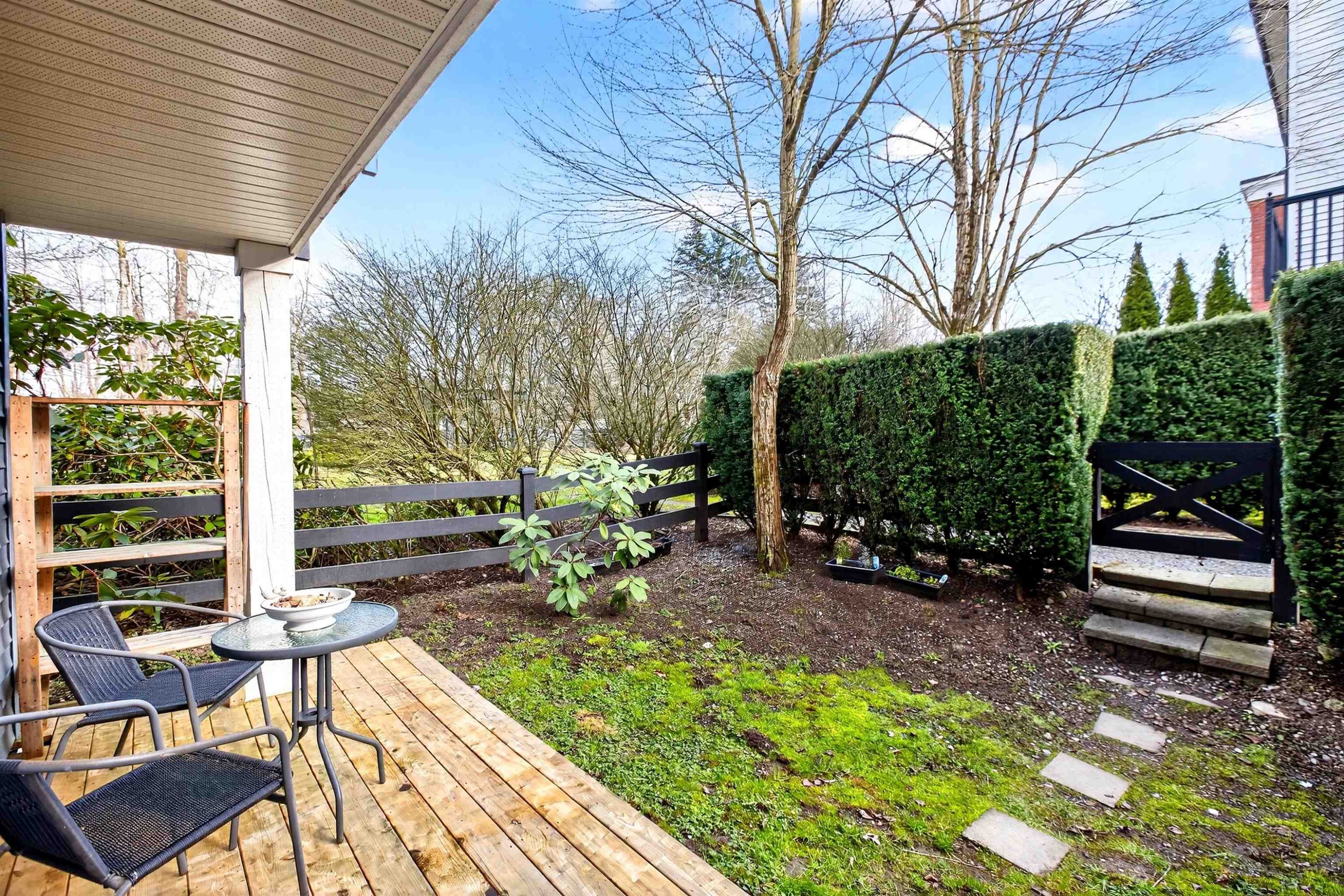 23-18983 72A Avenue, Surrey, BC