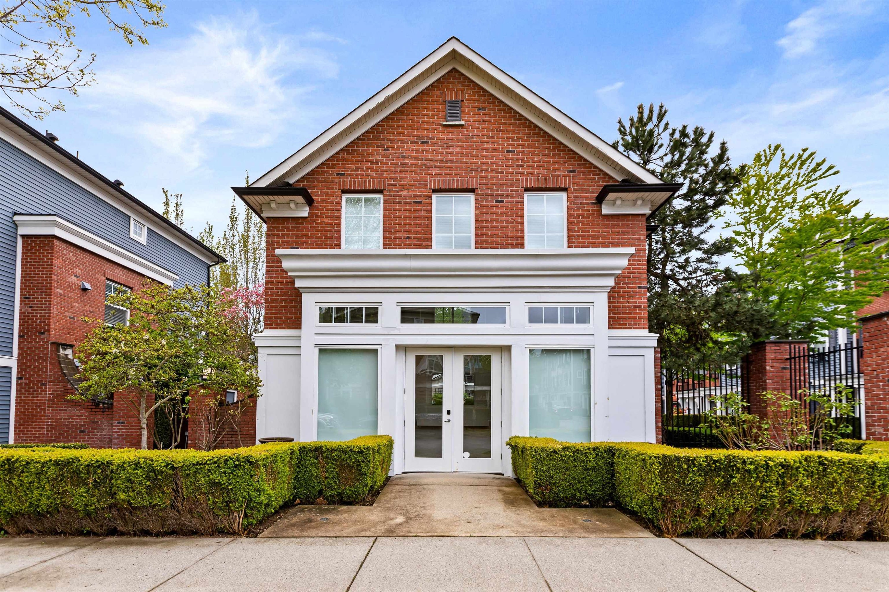 23-18983 72A Avenue, Surrey, BC