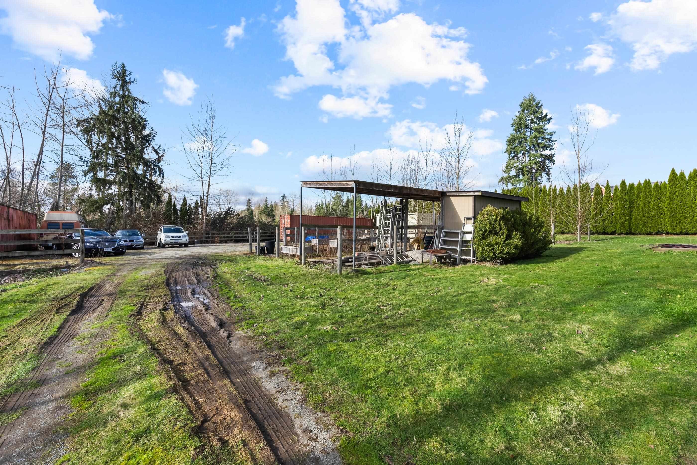 9729 216 Street, Langley, BC