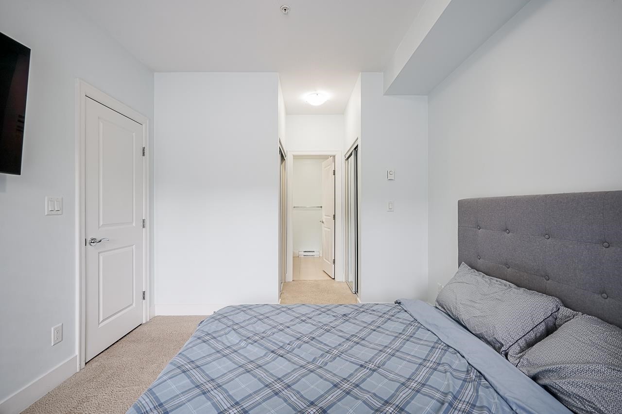 316-6480 195A Street, Surrey, BC