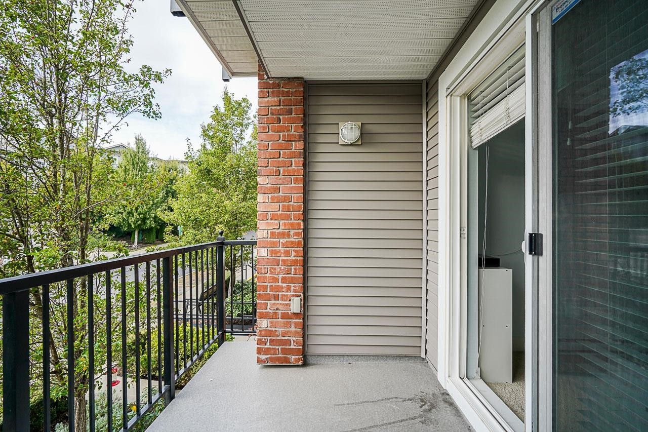 316-6480 195A Street, Surrey, BC