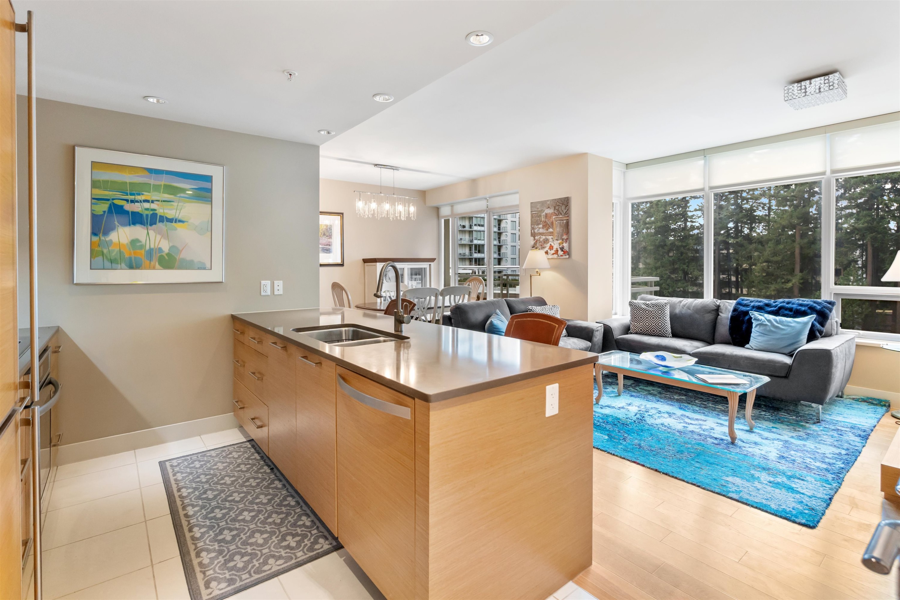 303-1473 Johnston Road, White Rock, BC