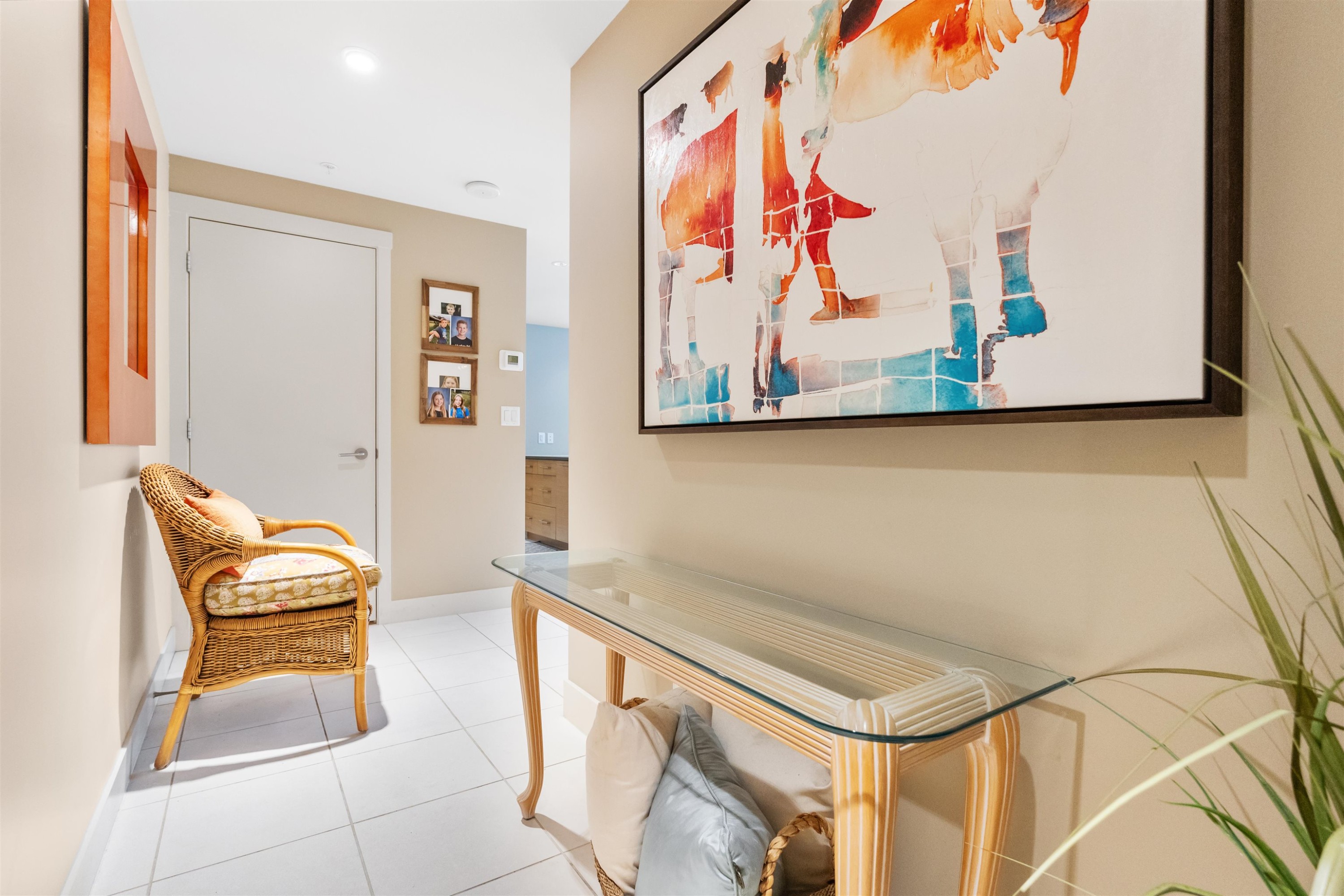 303-1473 Johnston Road, White Rock, BC