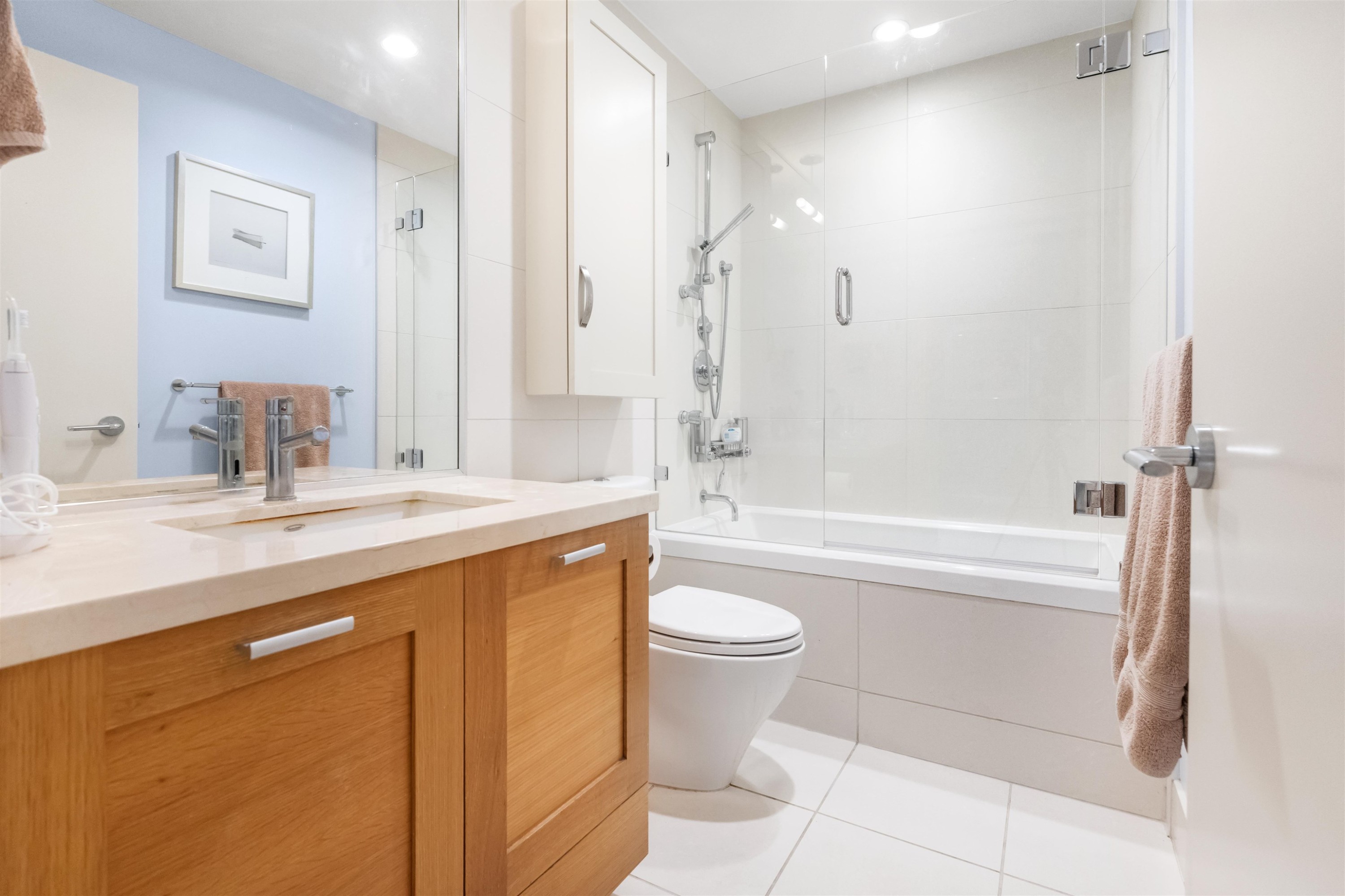 303-1473 Johnston Road, White Rock, BC