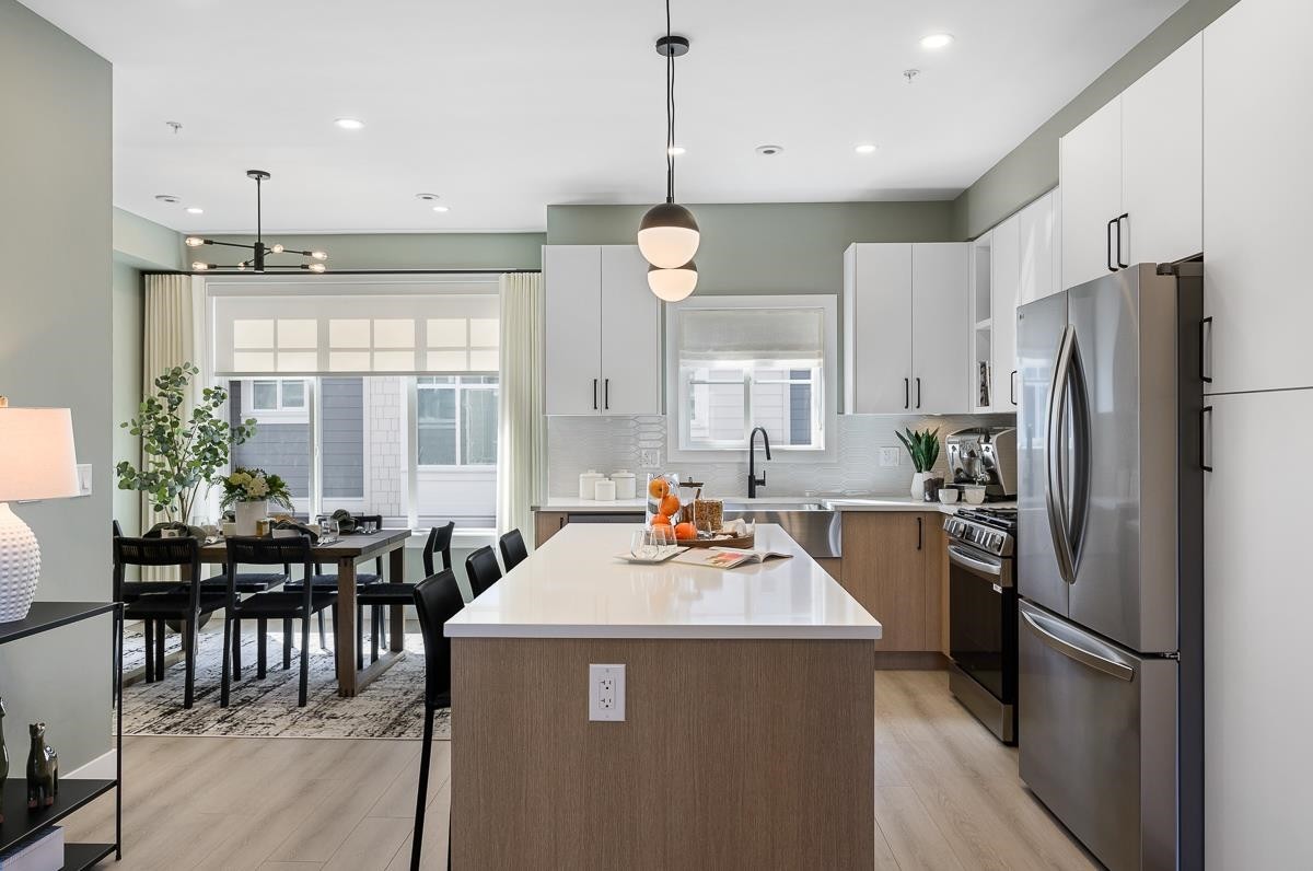 33-7716 207 Street, Langley, BC