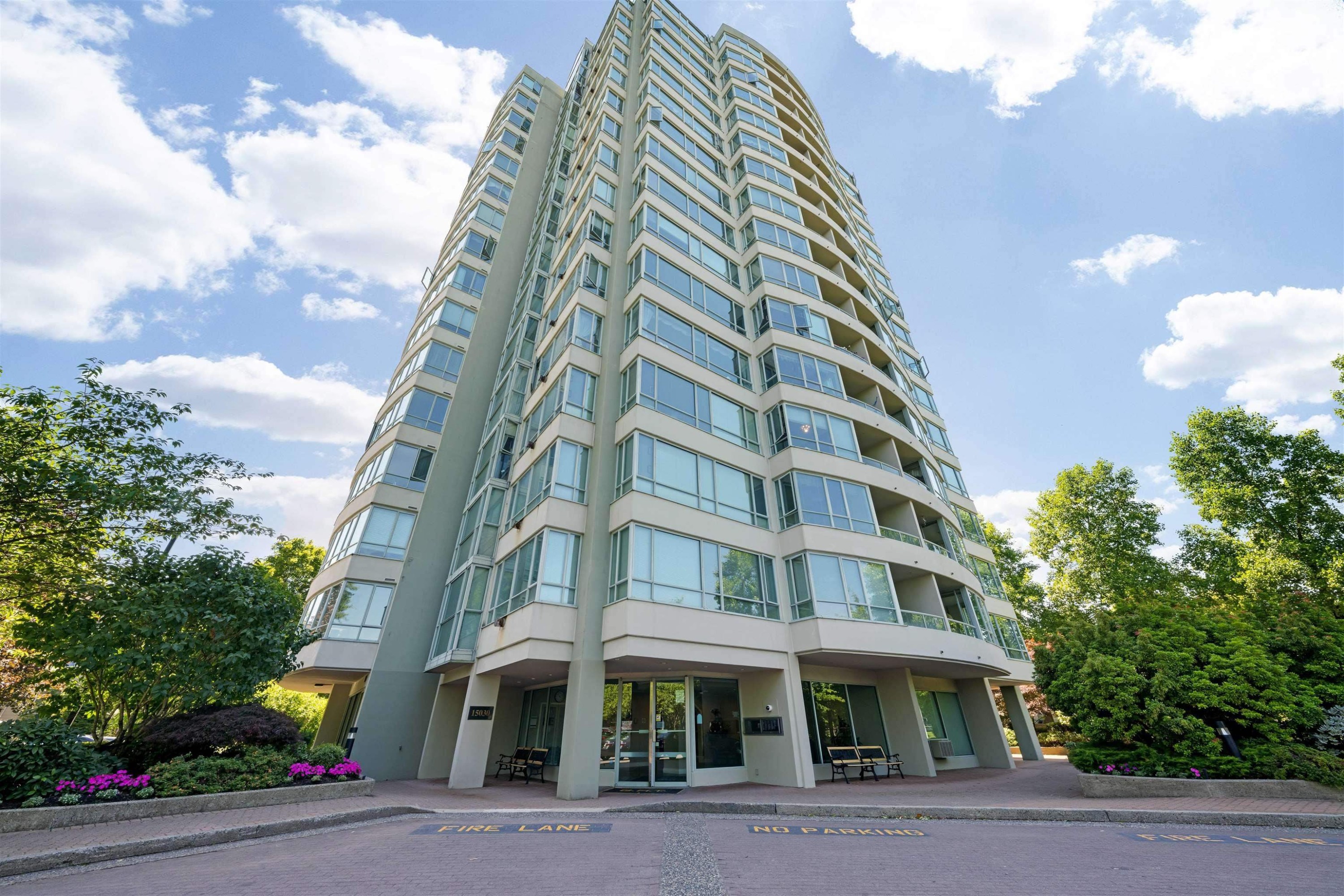 1605-15030 101 Avenue, Surrey, BC