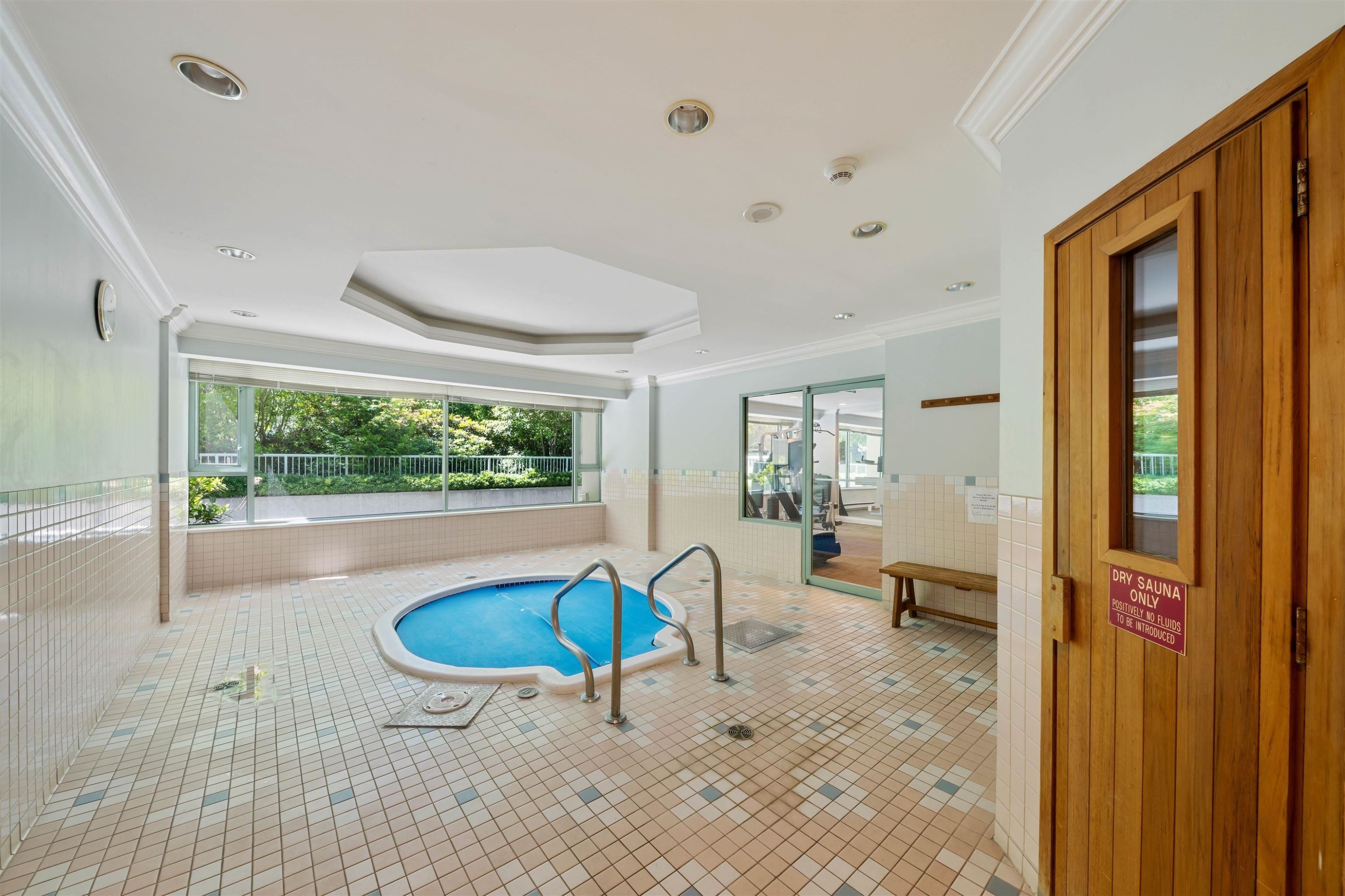 1605-15030 101 Avenue, Surrey, BC