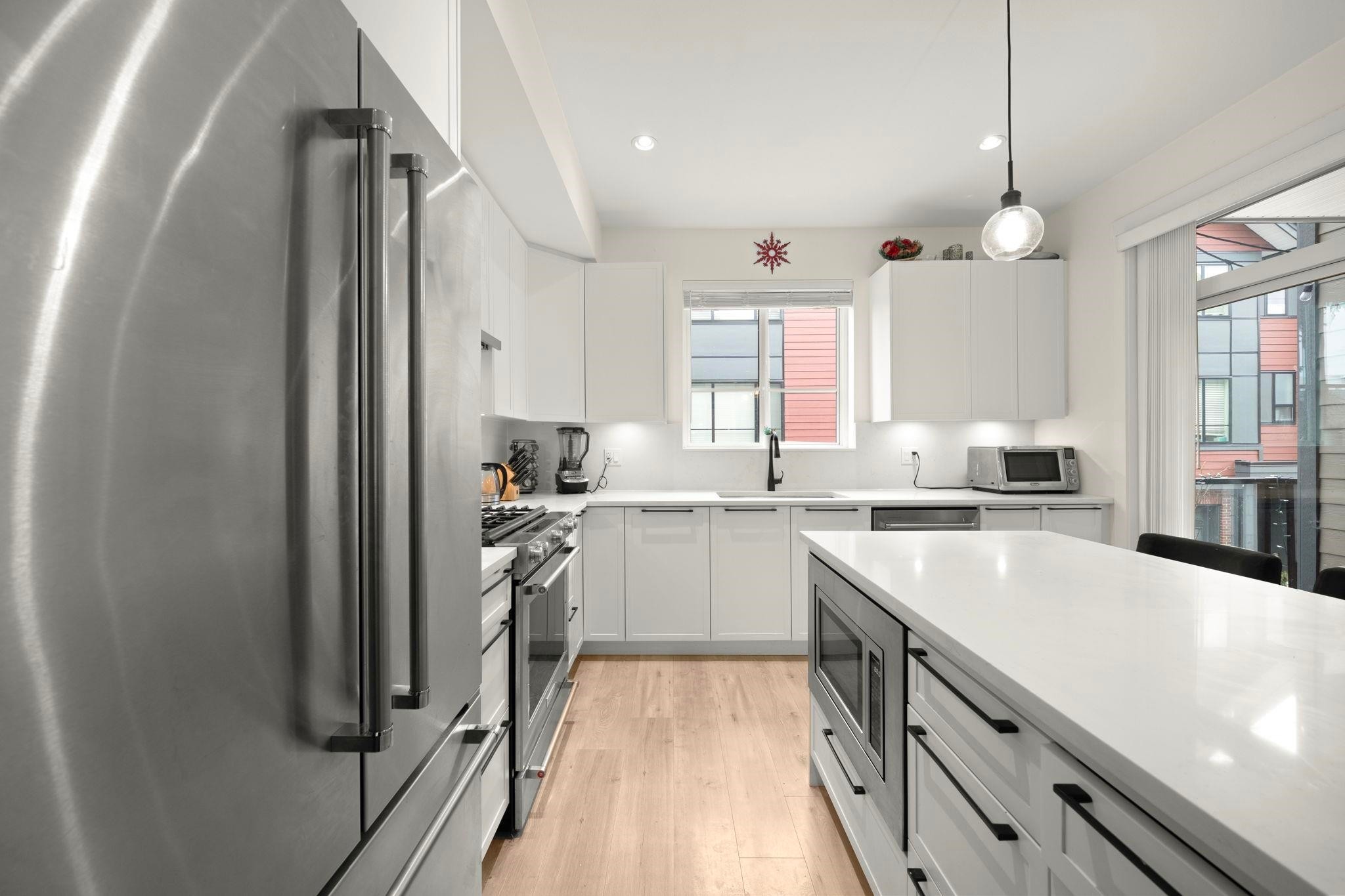 37-19897 75A Avenue, Langley, BC