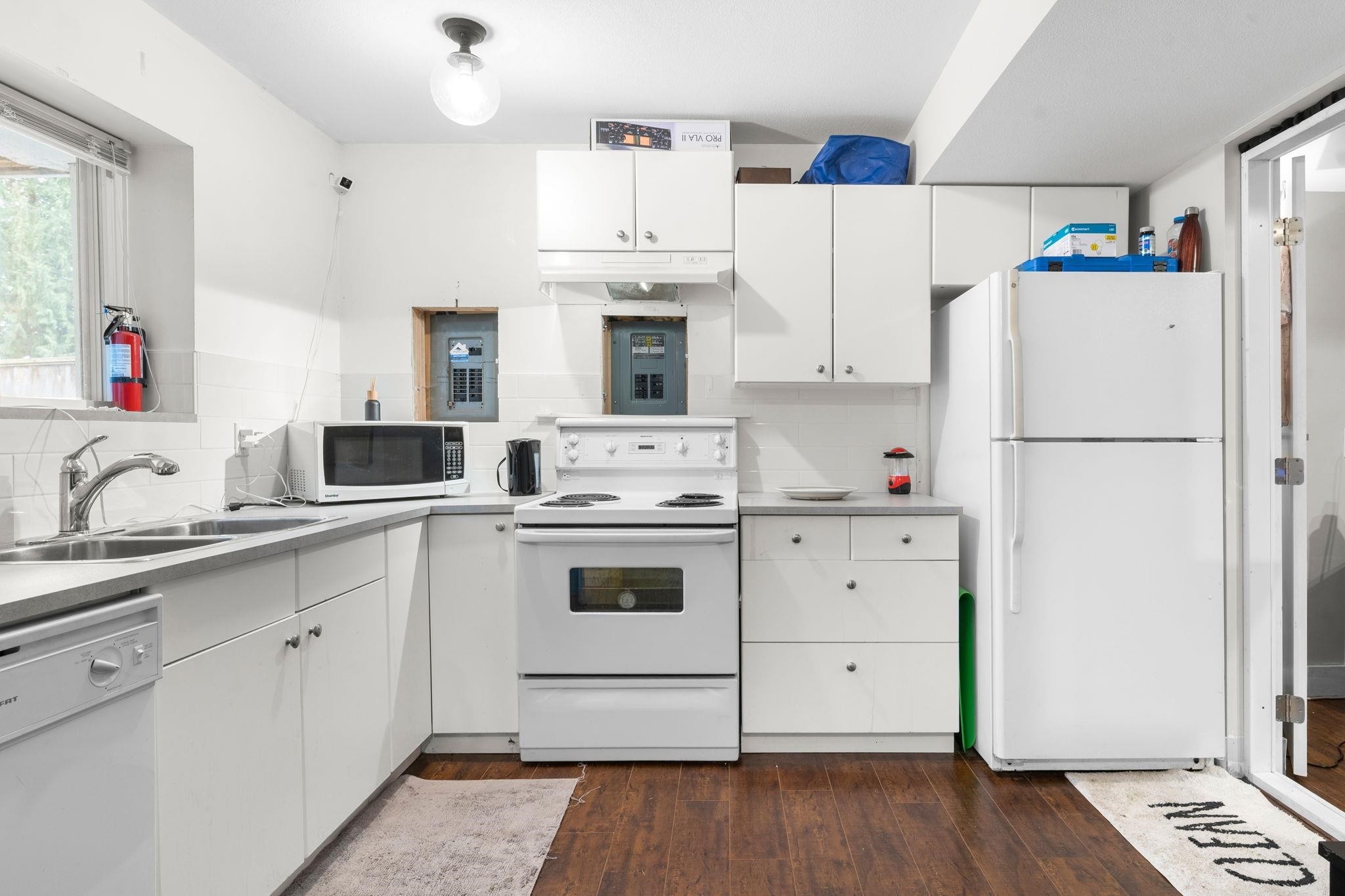 1276 Kent Street, White Rock, BC