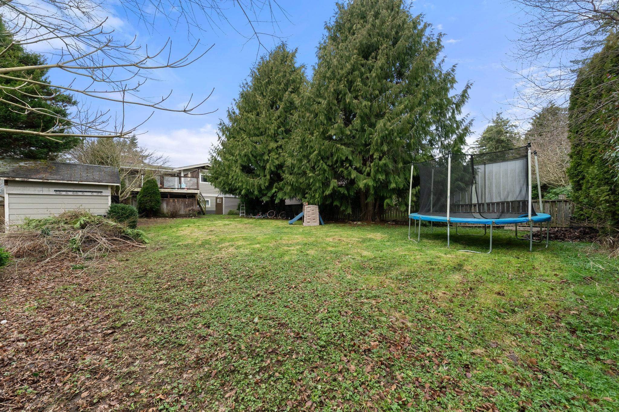 1276 Kent Street, White Rock, BC