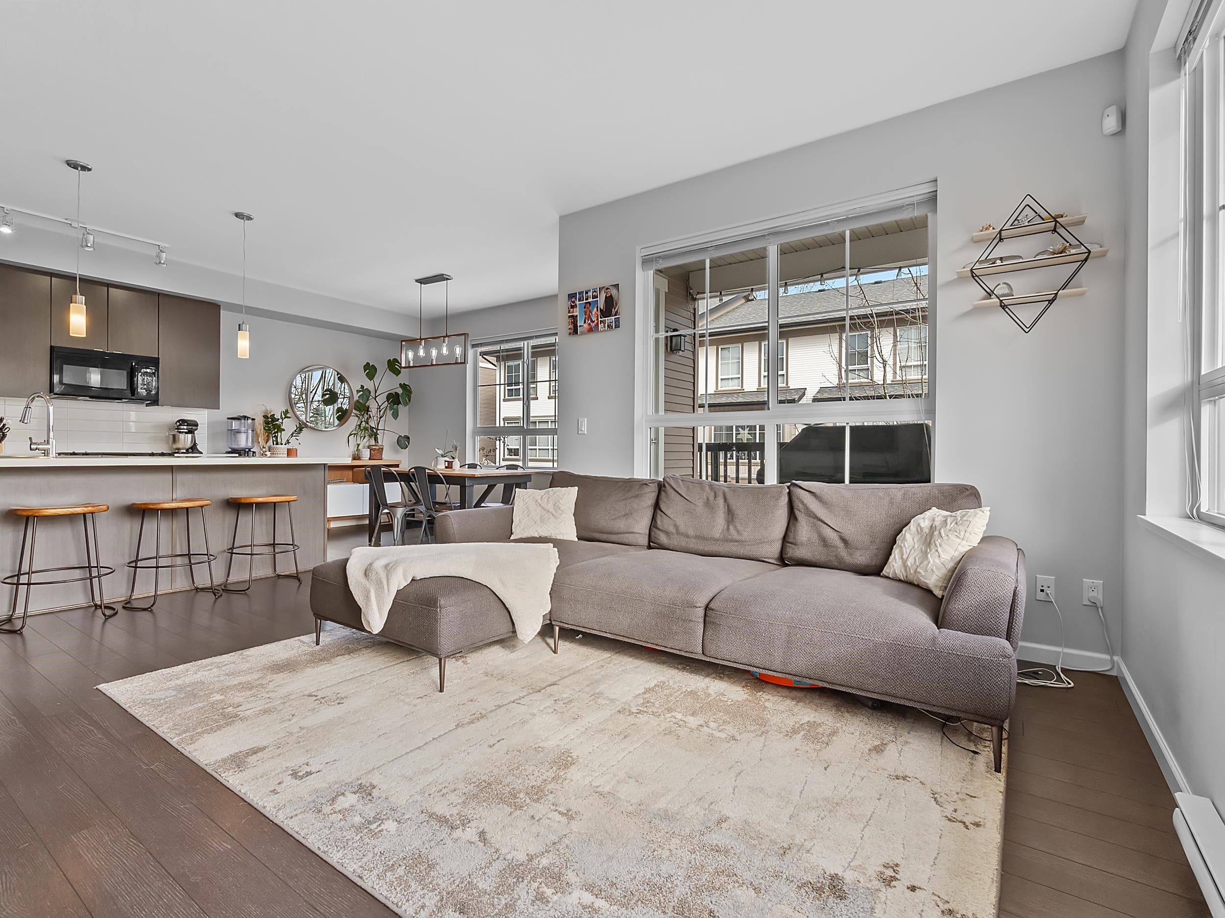 25-19505 68A Avenue, Surrey, BC