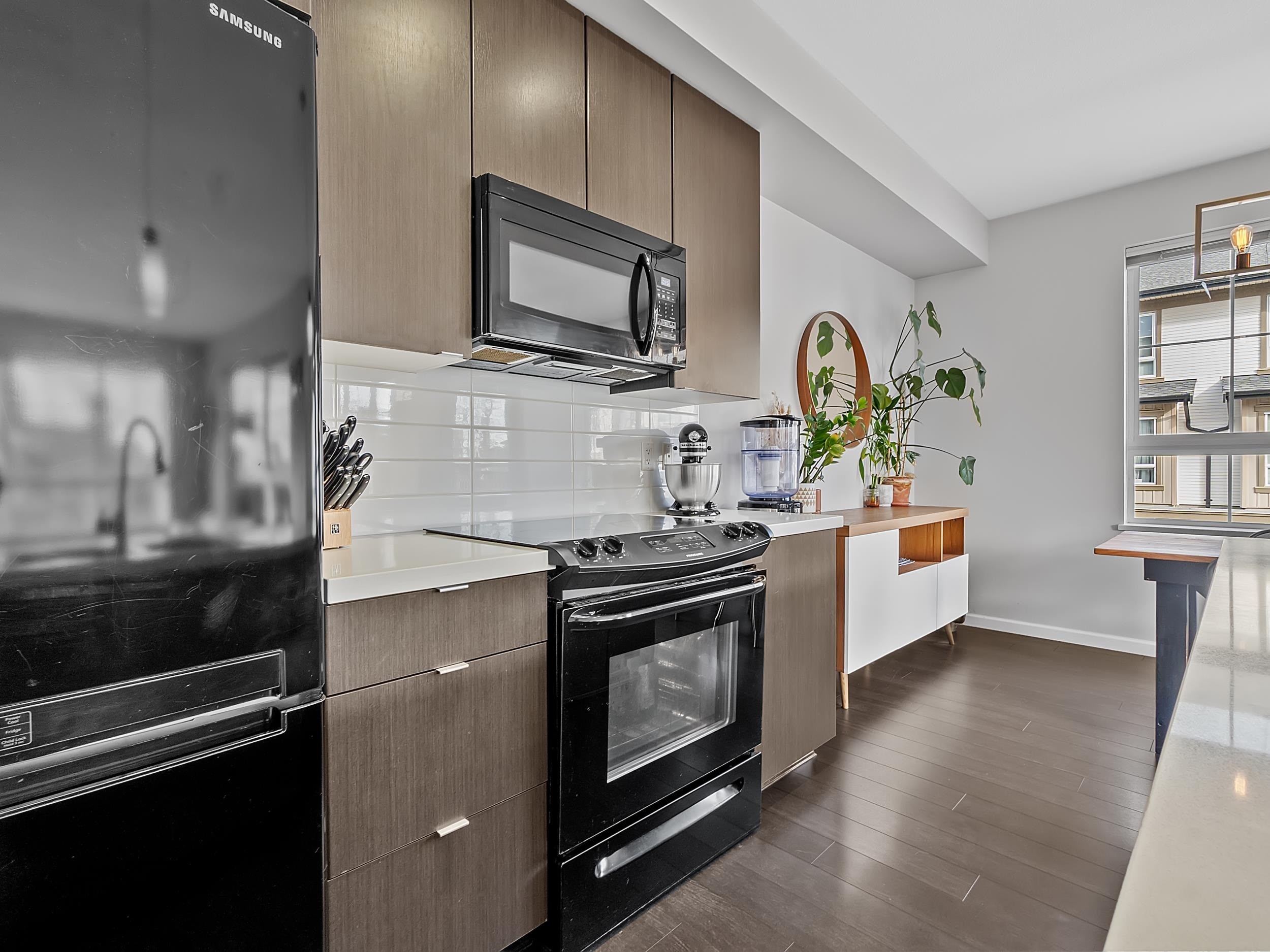 25-19505 68A Avenue, Surrey, BC