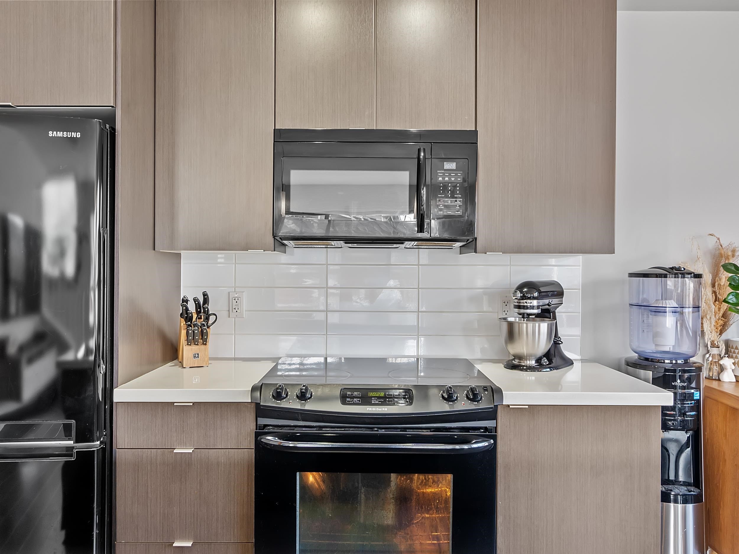 25-19505 68A Avenue, Surrey, BC