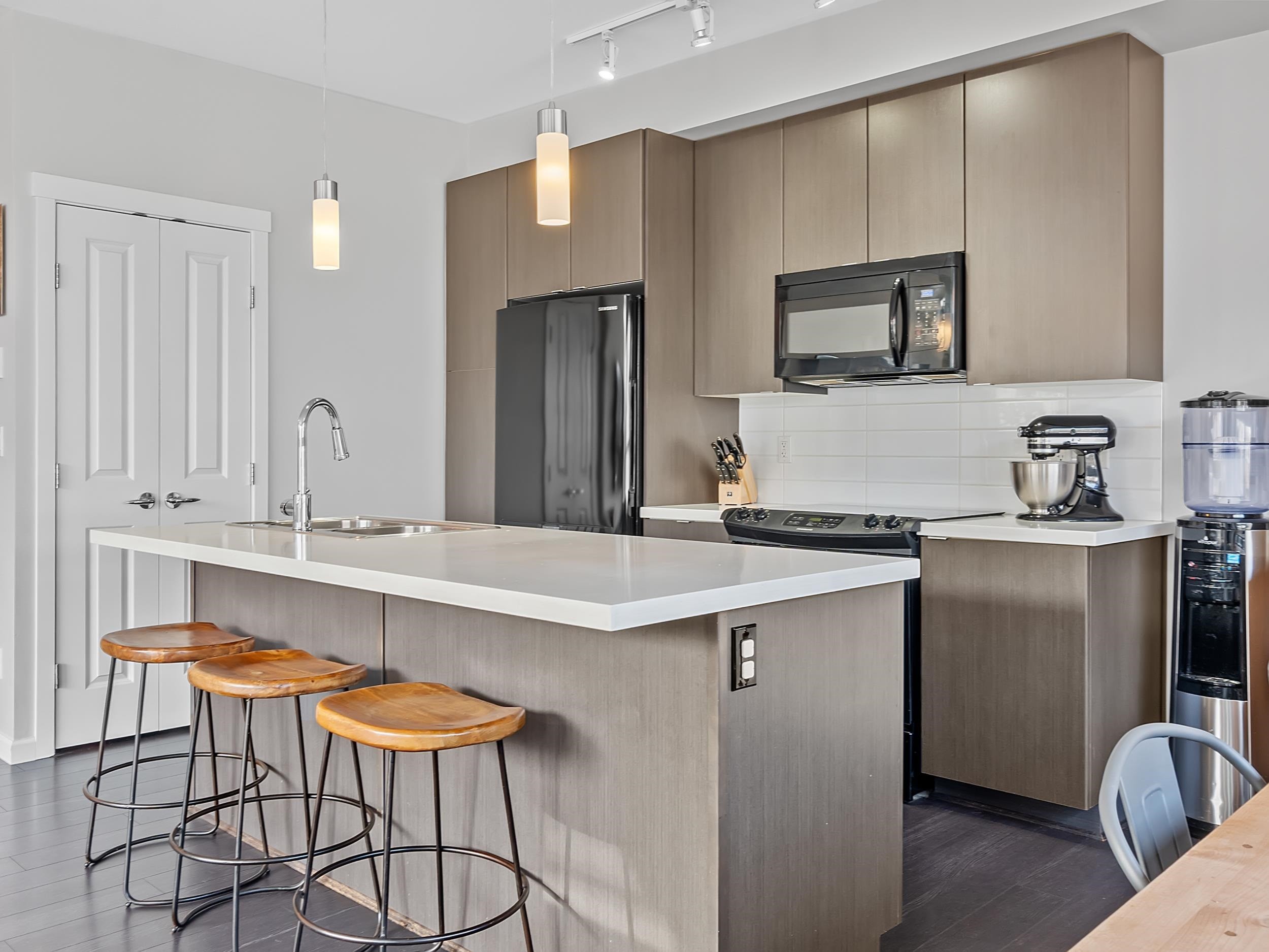 25-19505 68A Avenue, Surrey, BC