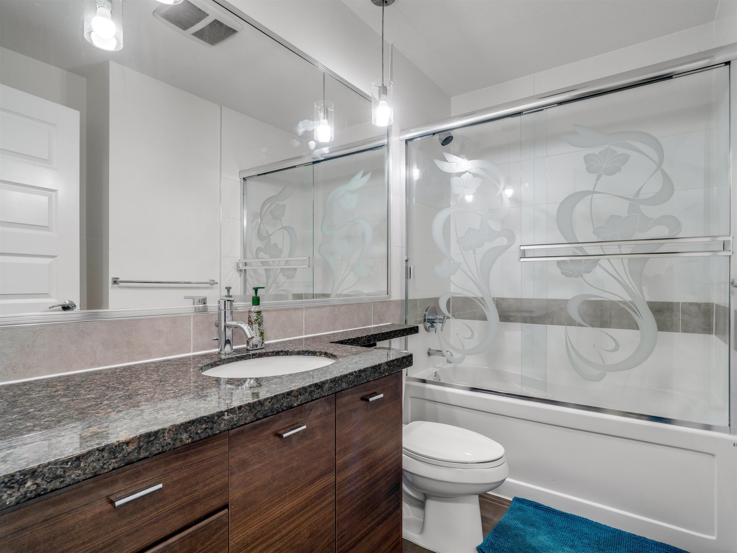 146-6299 144 Street, Surrey, BC