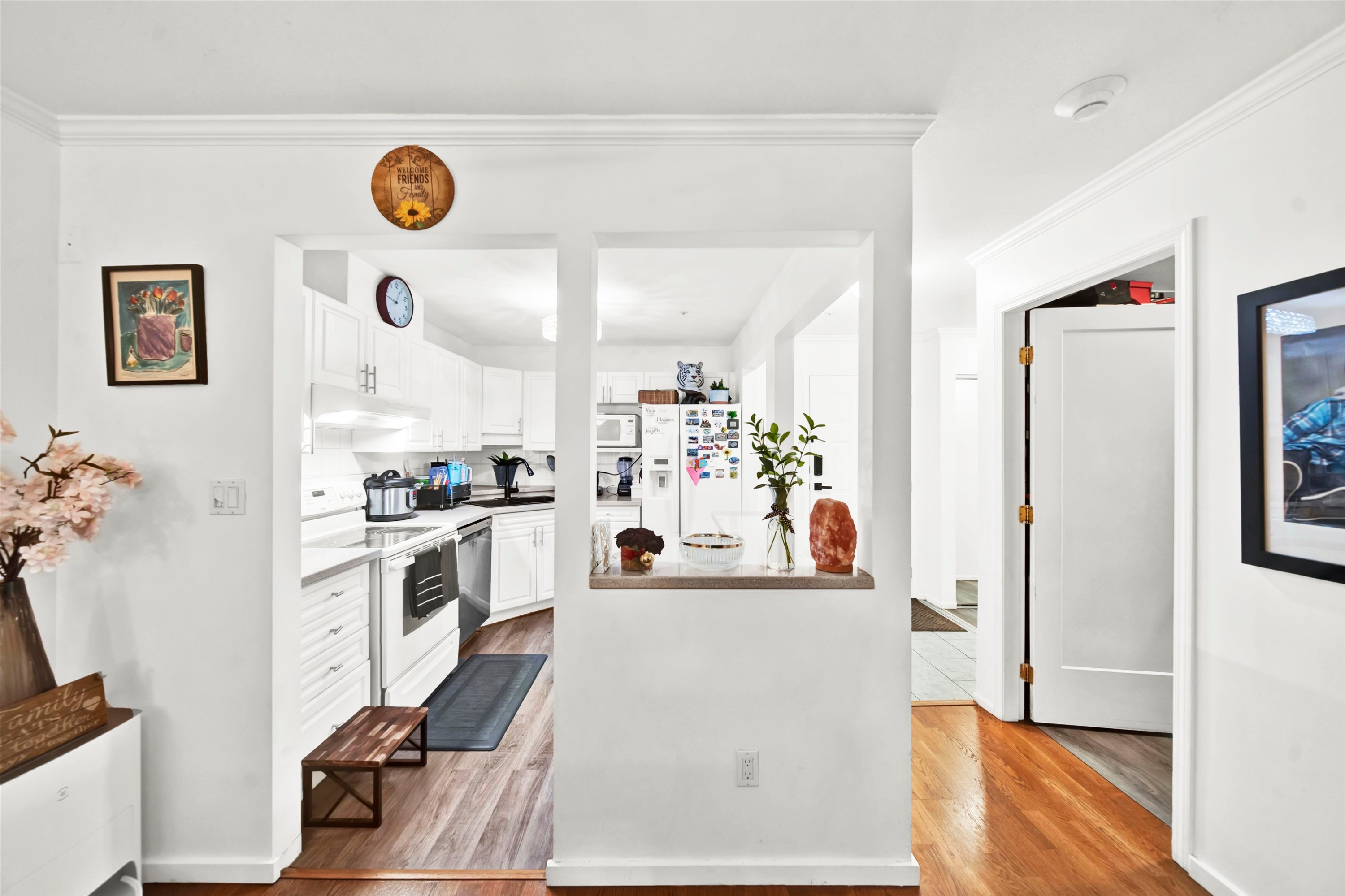 215-9626 148 Street, Surrey, BC