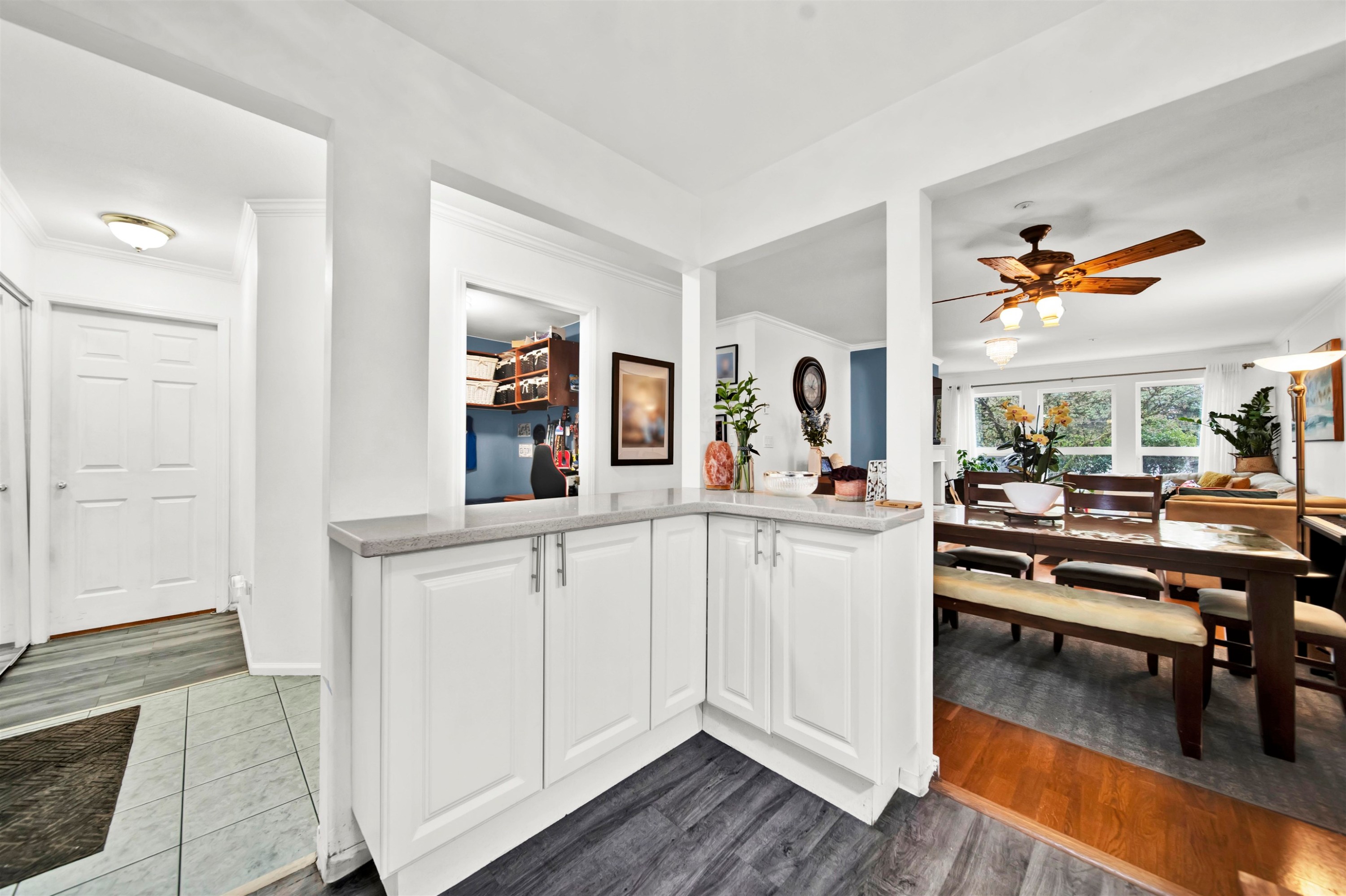 215-9626 148 Street, Surrey, BC