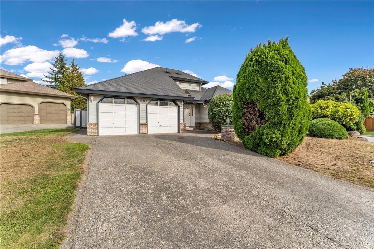 10552 Woodglen Close, Surrey, BC