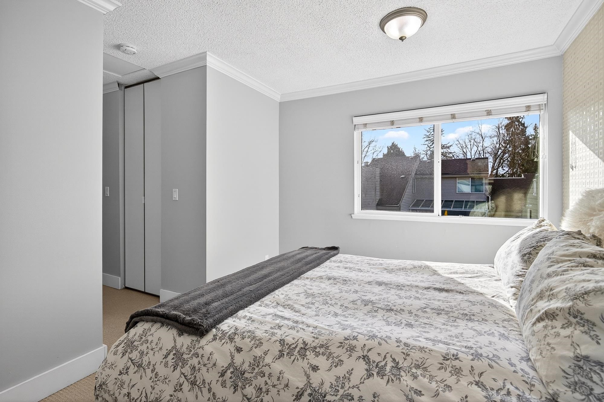 6030 Greenside Drive E, Surrey, BC