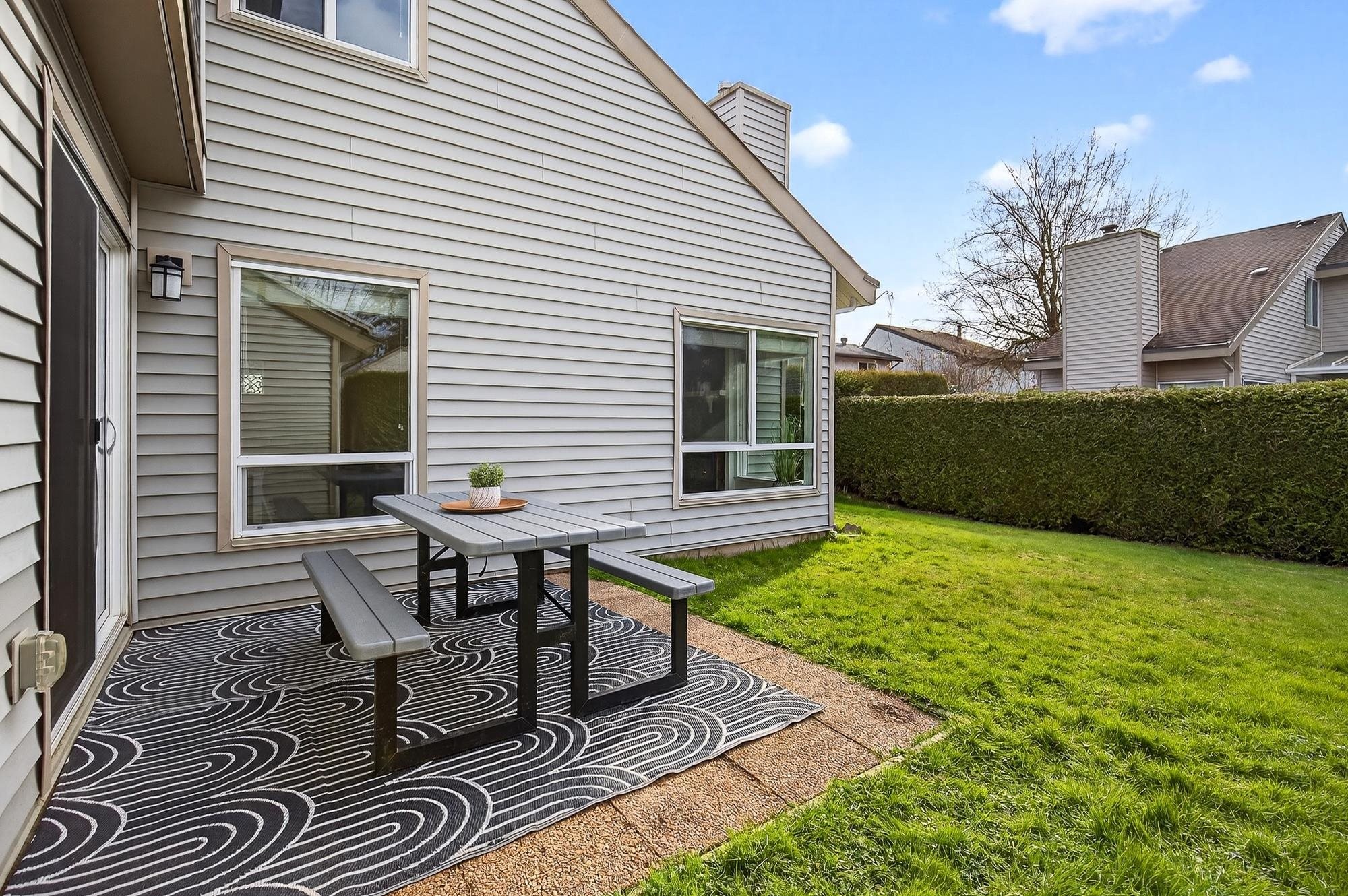 6030 Greenside Drive E, Surrey, BC