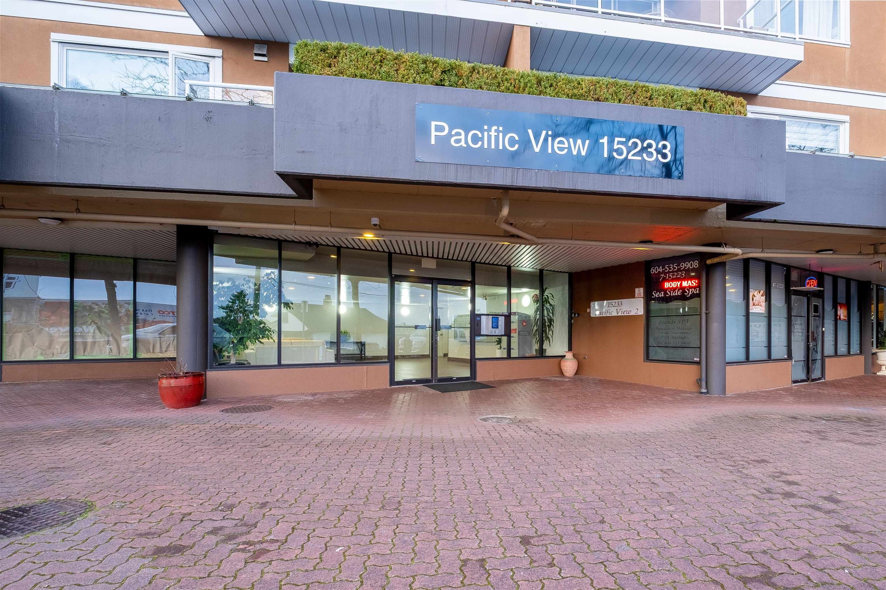 108-15233 Pacific Avenue, White Rock, BC