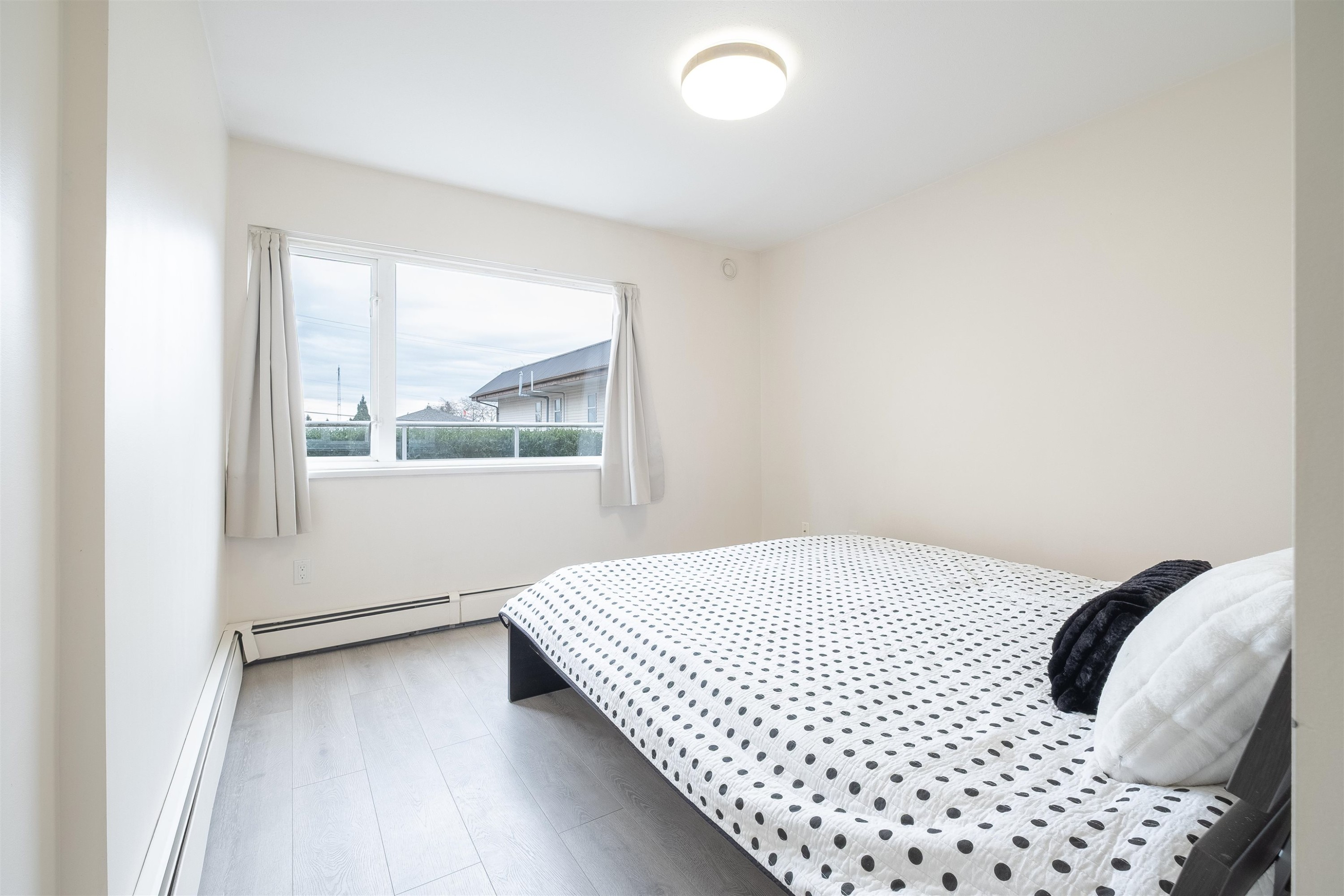 108-15233 Pacific Avenue, White Rock, BC