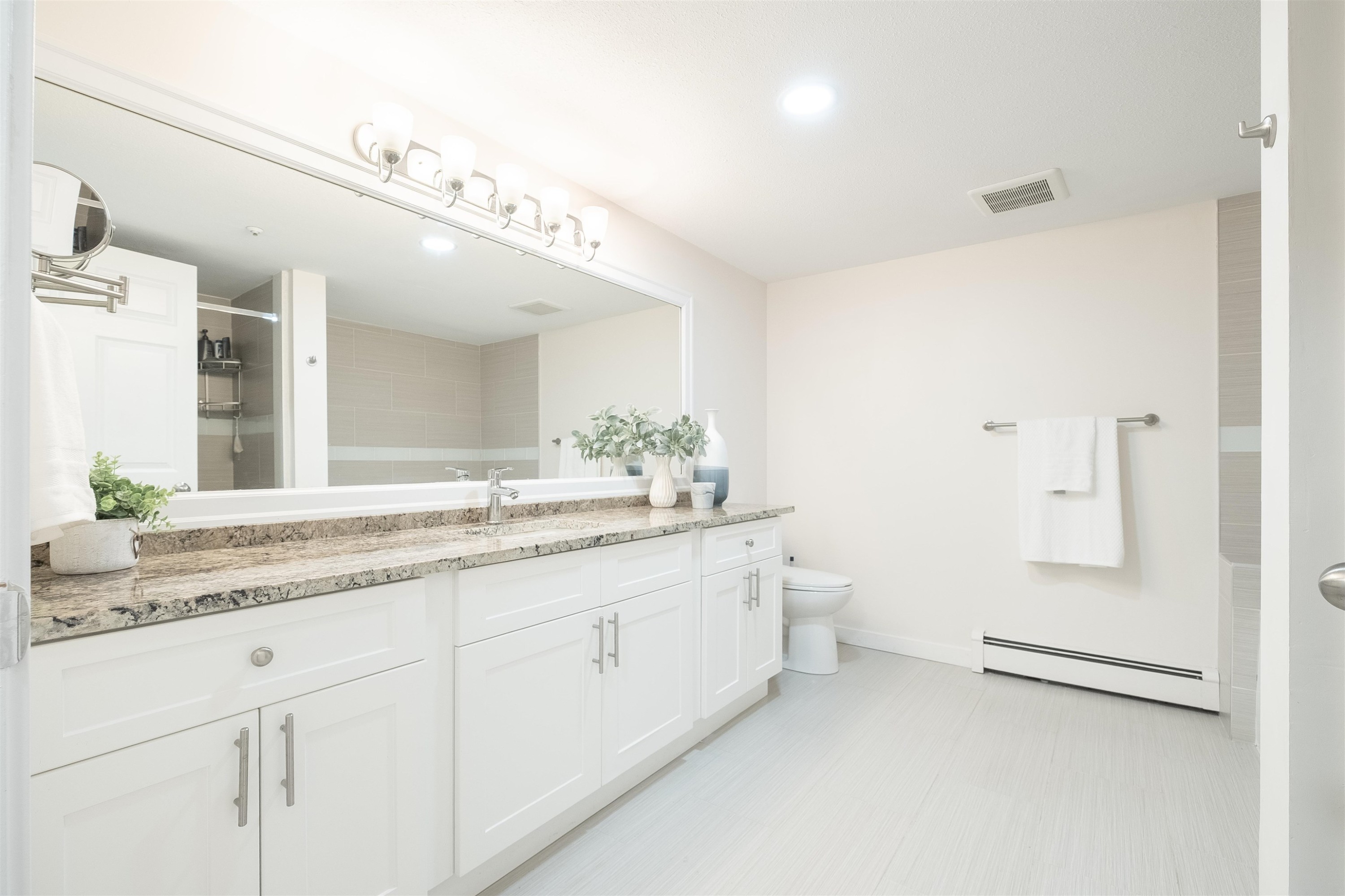 108-15233 Pacific Avenue, White Rock, BC