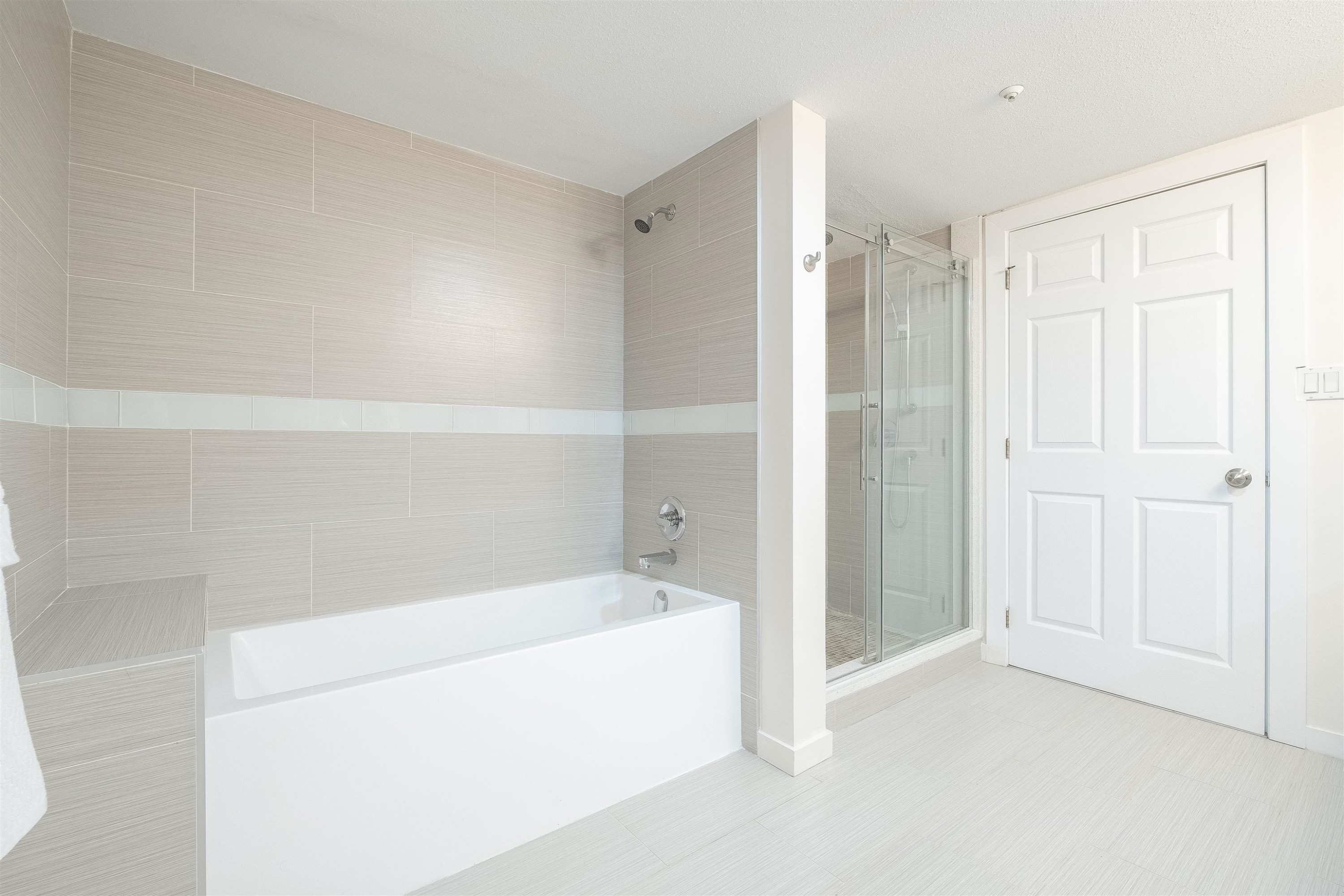 108-15233 Pacific Avenue, White Rock, BC