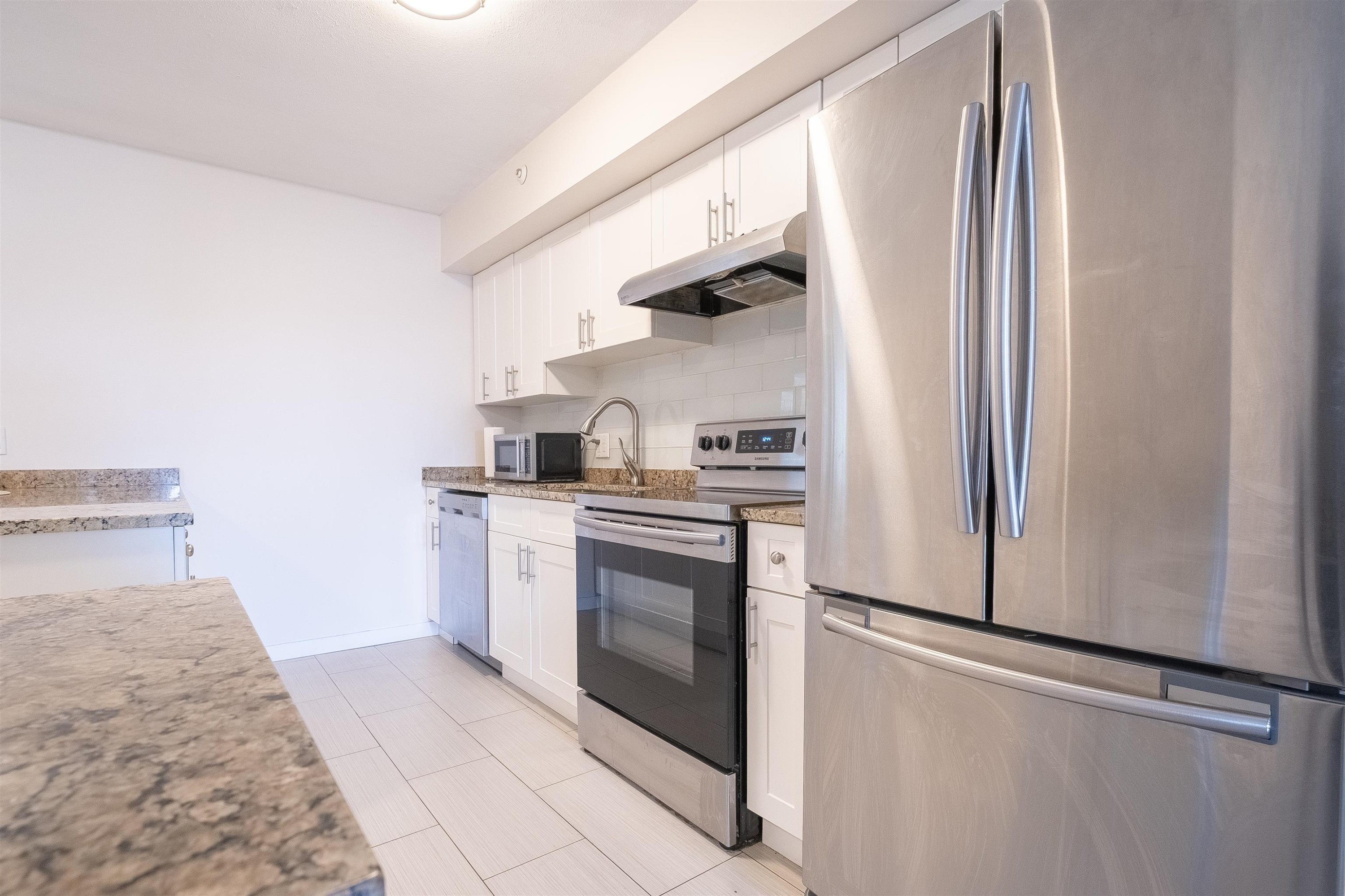 108-15233 Pacific Avenue, White Rock, BC