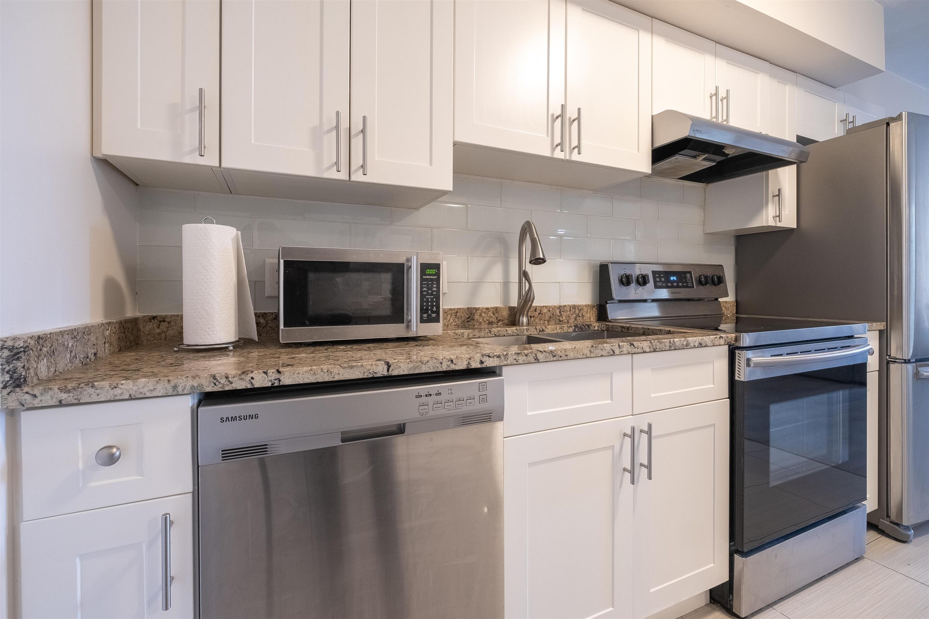 108-15233 Pacific Avenue, White Rock, BC