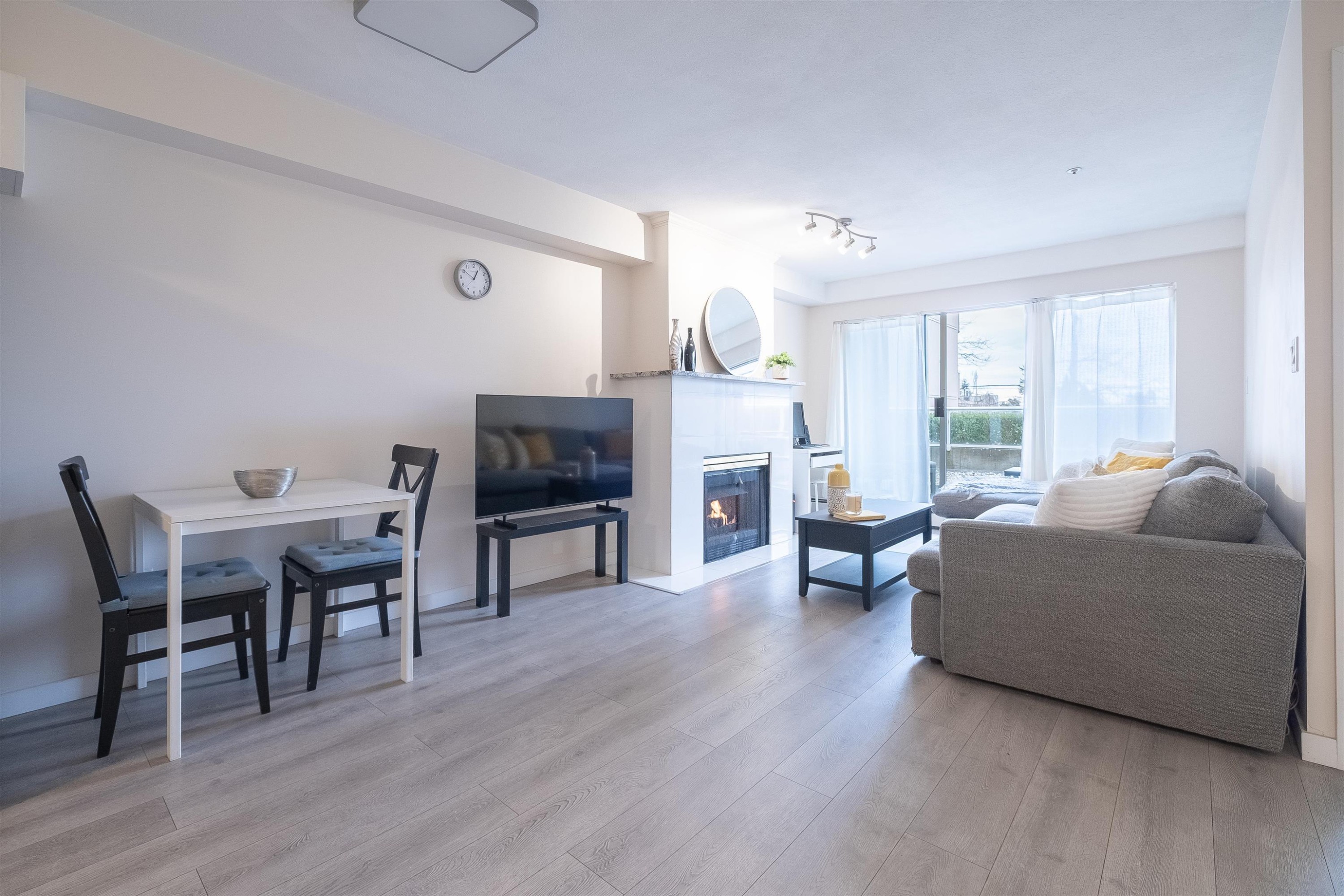 108-15233 Pacific Avenue, White Rock, BC