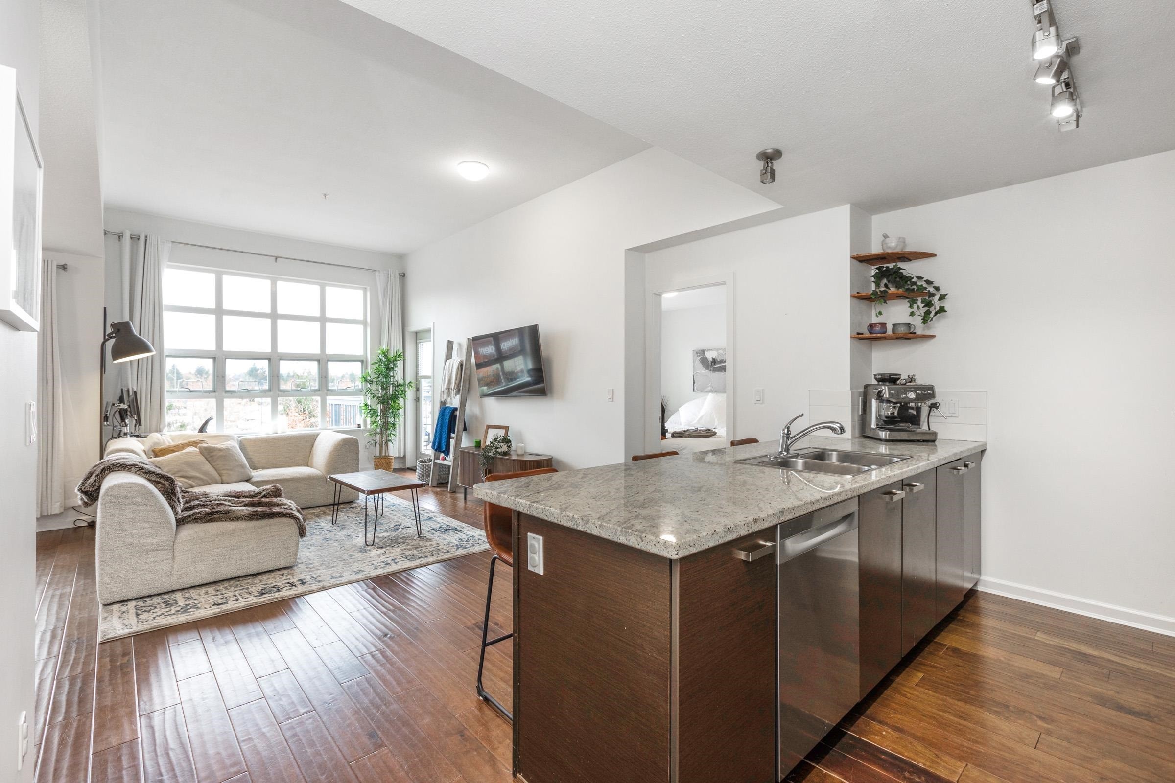 401-18755 68 Avenue, Surrey, BC